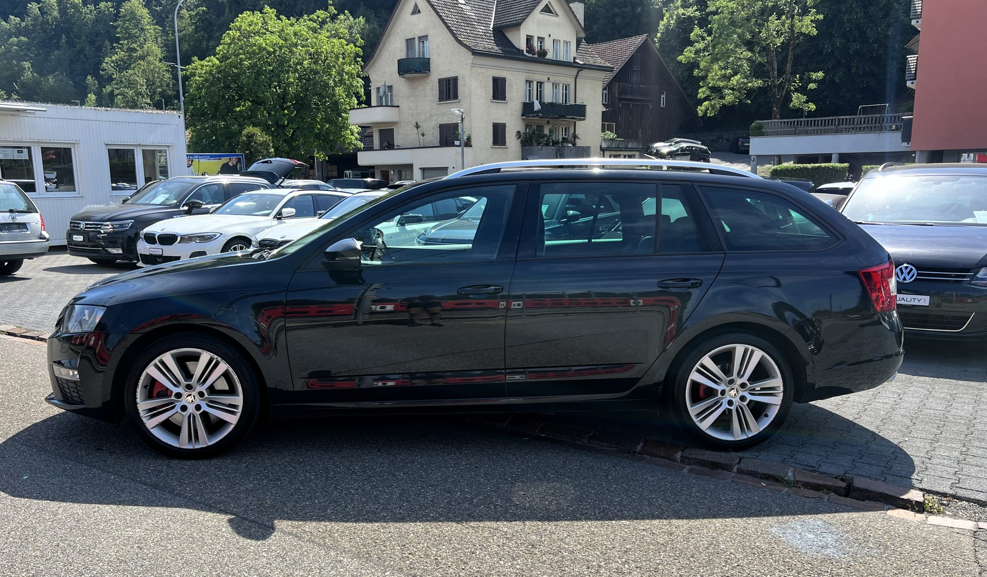 SKODA Octavia Combi 2.0 TSI RS DSG-image-1