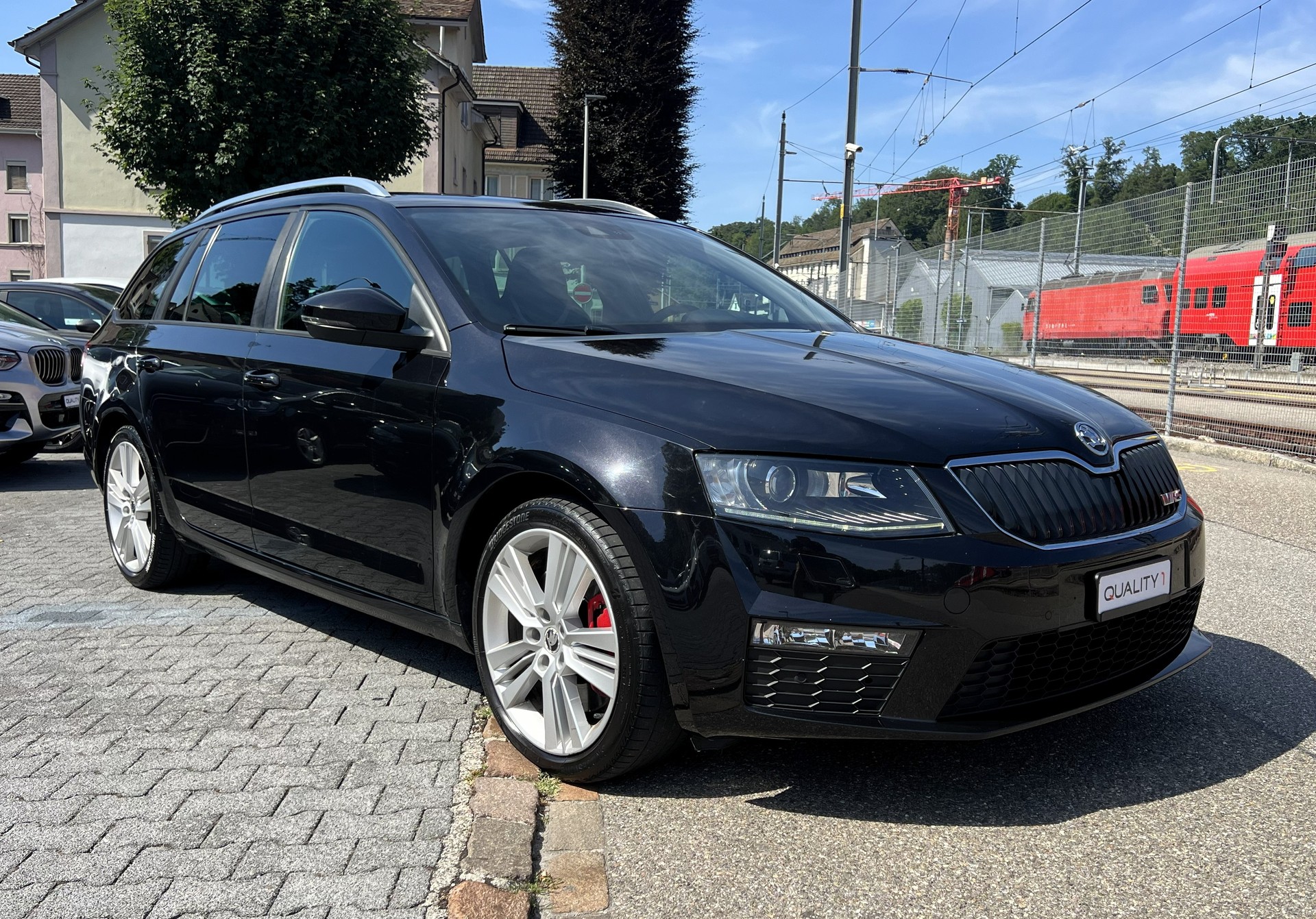 SKODA Octavia Combi 2.0 TSI RS DSG-image-6