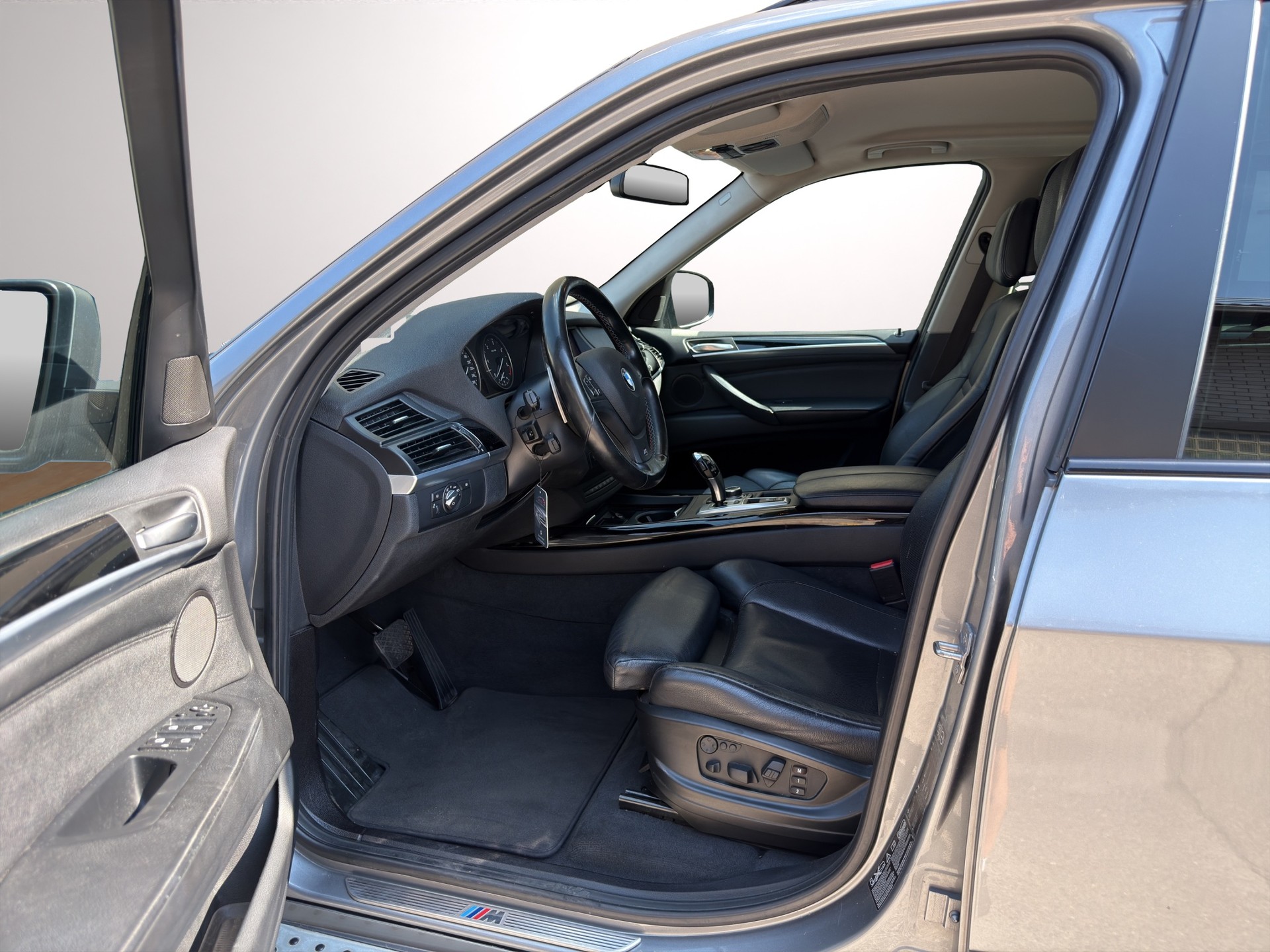 BMW X5 xDrive 30d-image-8