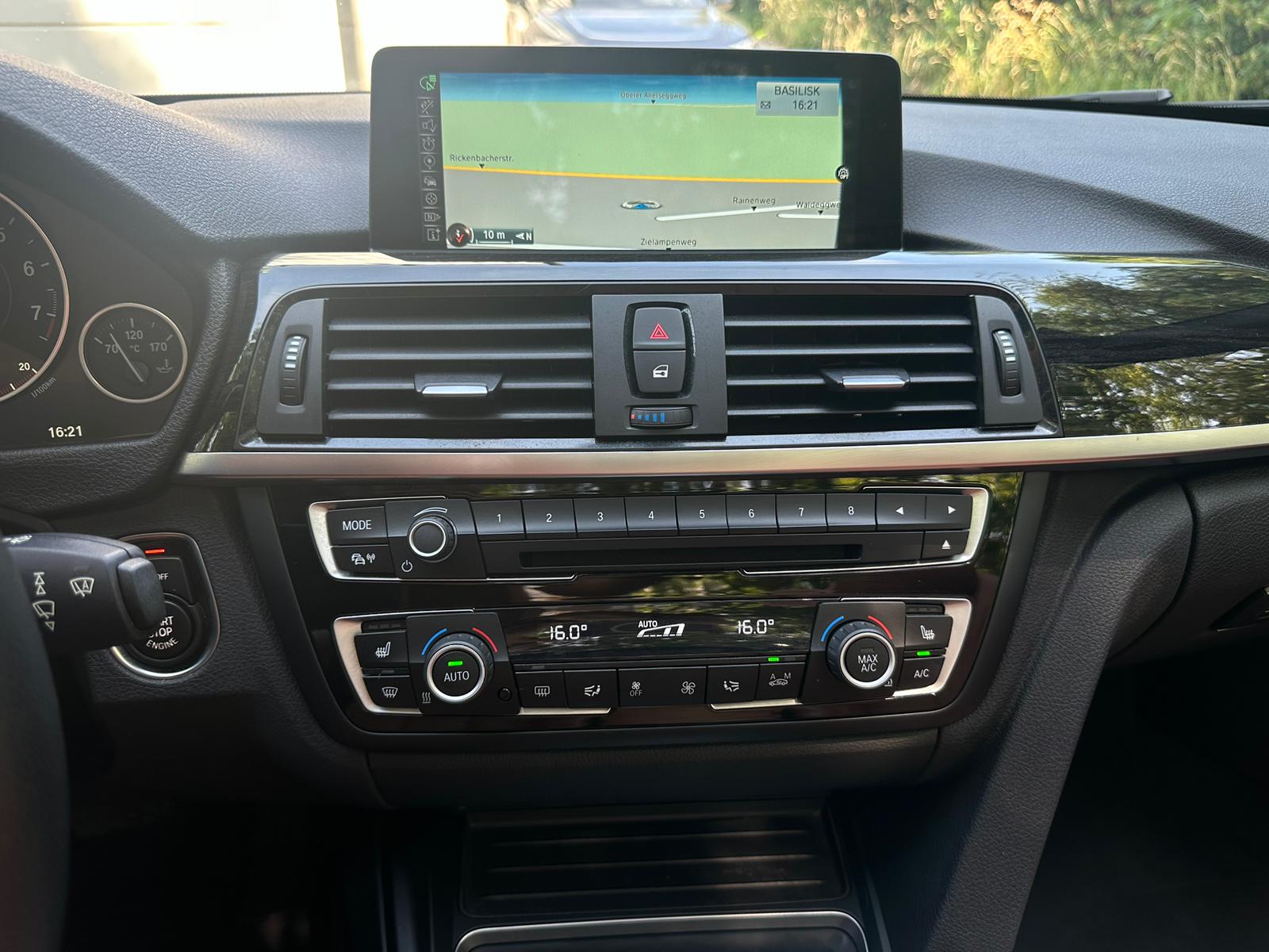 BMW 428i Cabriolet xDrive Sport Line Steptronic-image-23