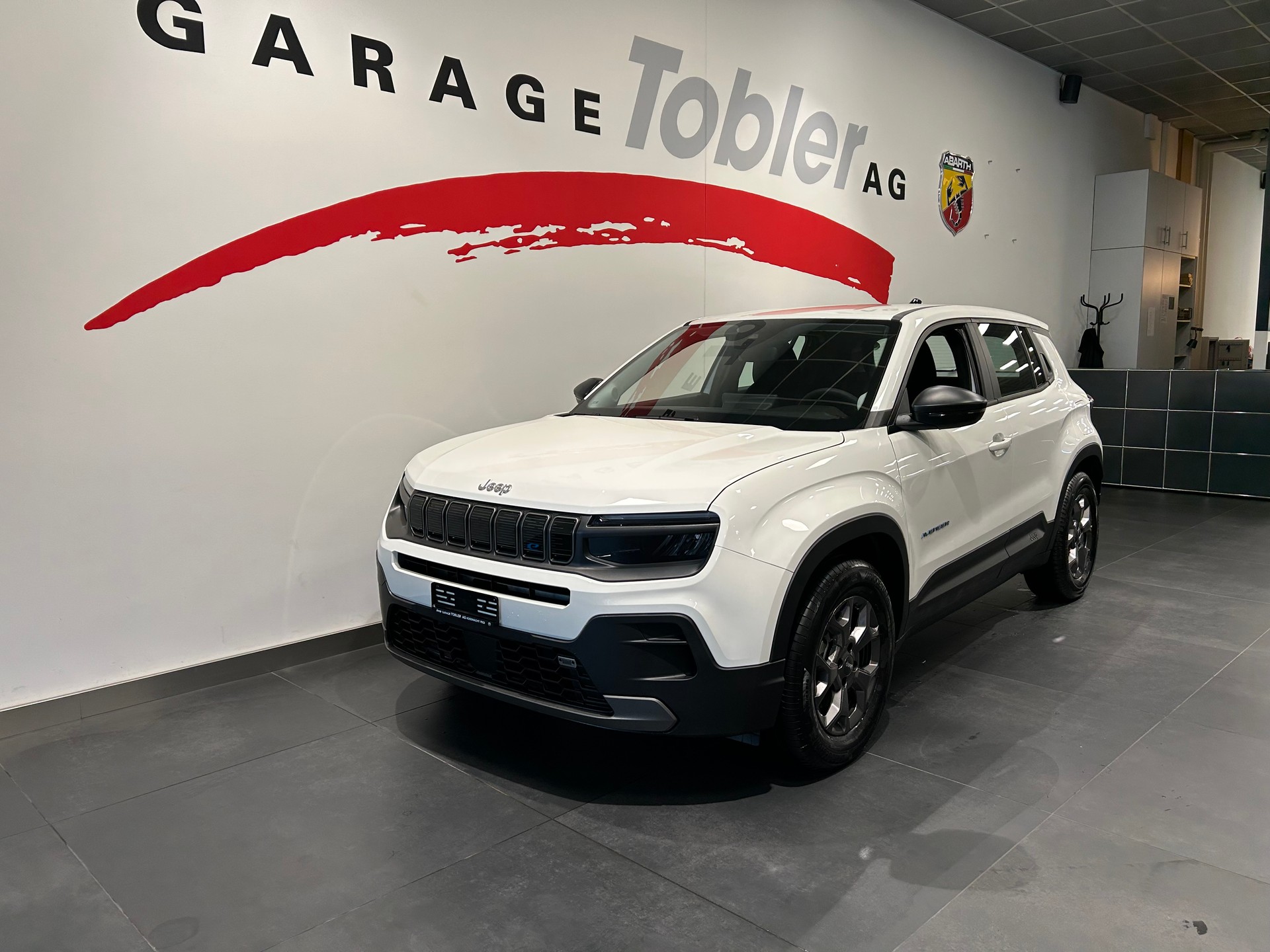 JEEP Avenger 54kWh Longitude-showroom-element-2