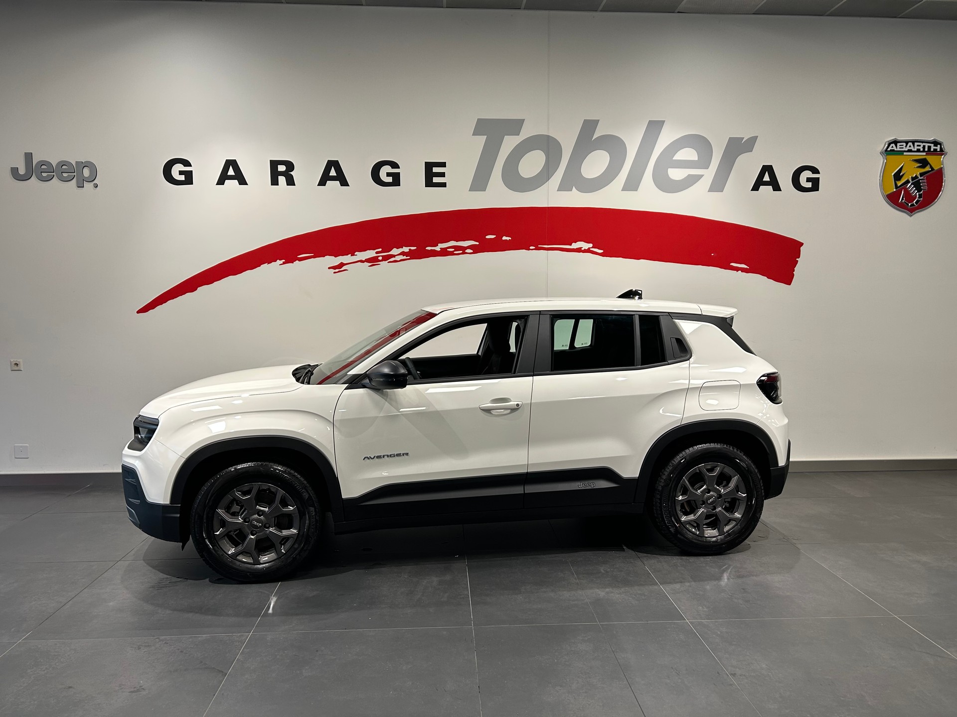 JEEP Avenger 54kWh Longitude-image-8