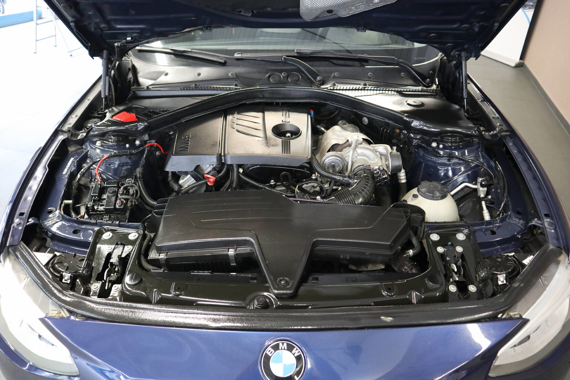 BMW 116i Sport Line-image-15