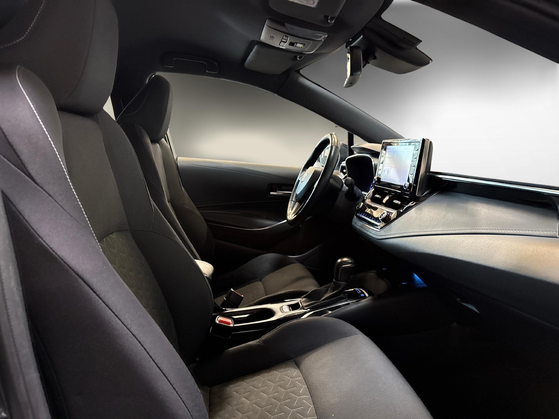 SUZUKI Swace 1.8 Compact Top Hybrid-image-9