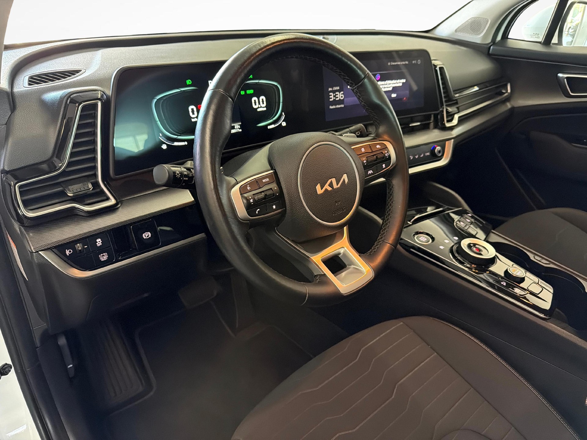 KIA Sportage 1.6 T-GDi Hybrid Power Edition-image-11