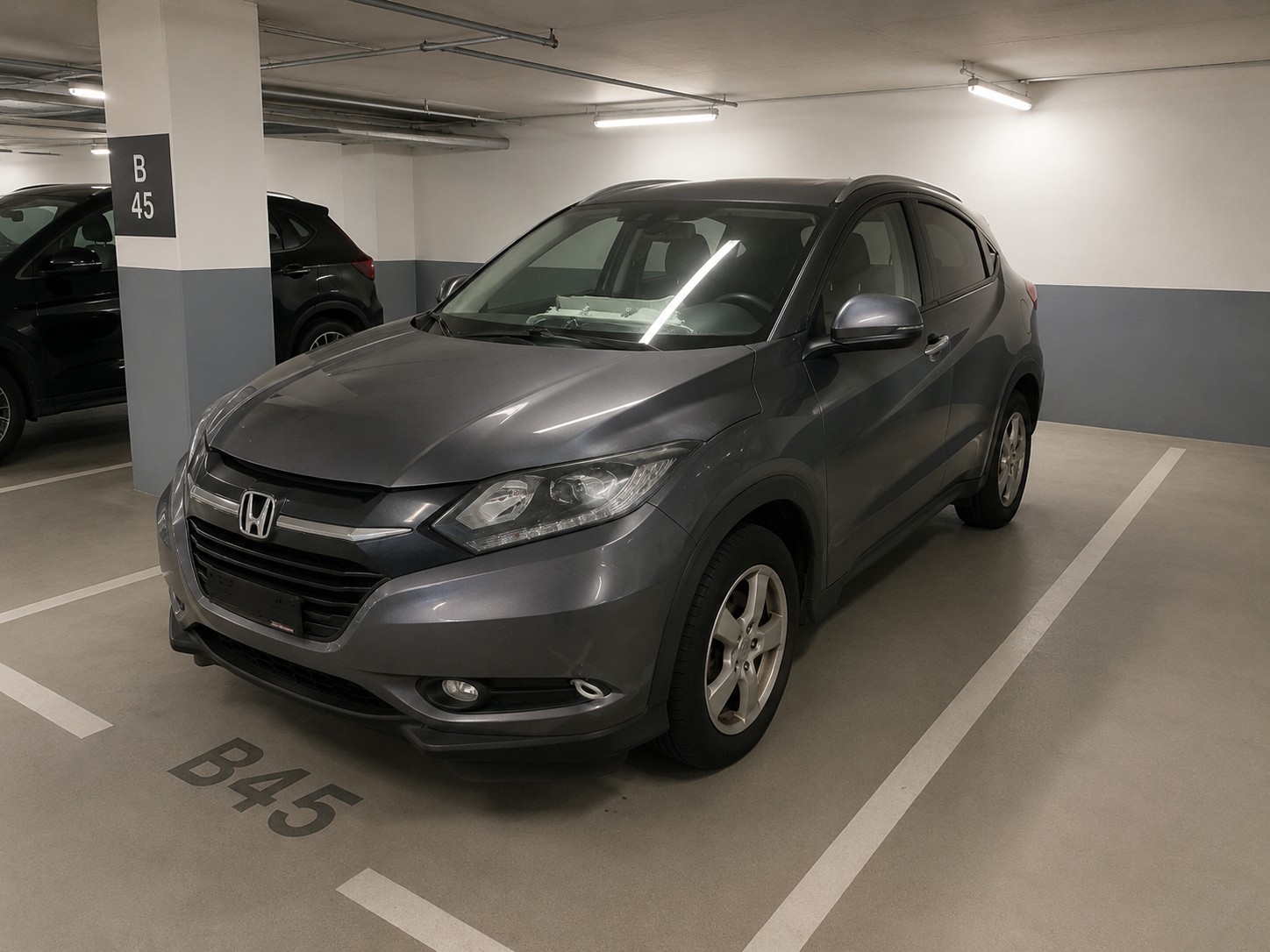 HONDA HR-V 1.6i-DTEC Executive-image-0