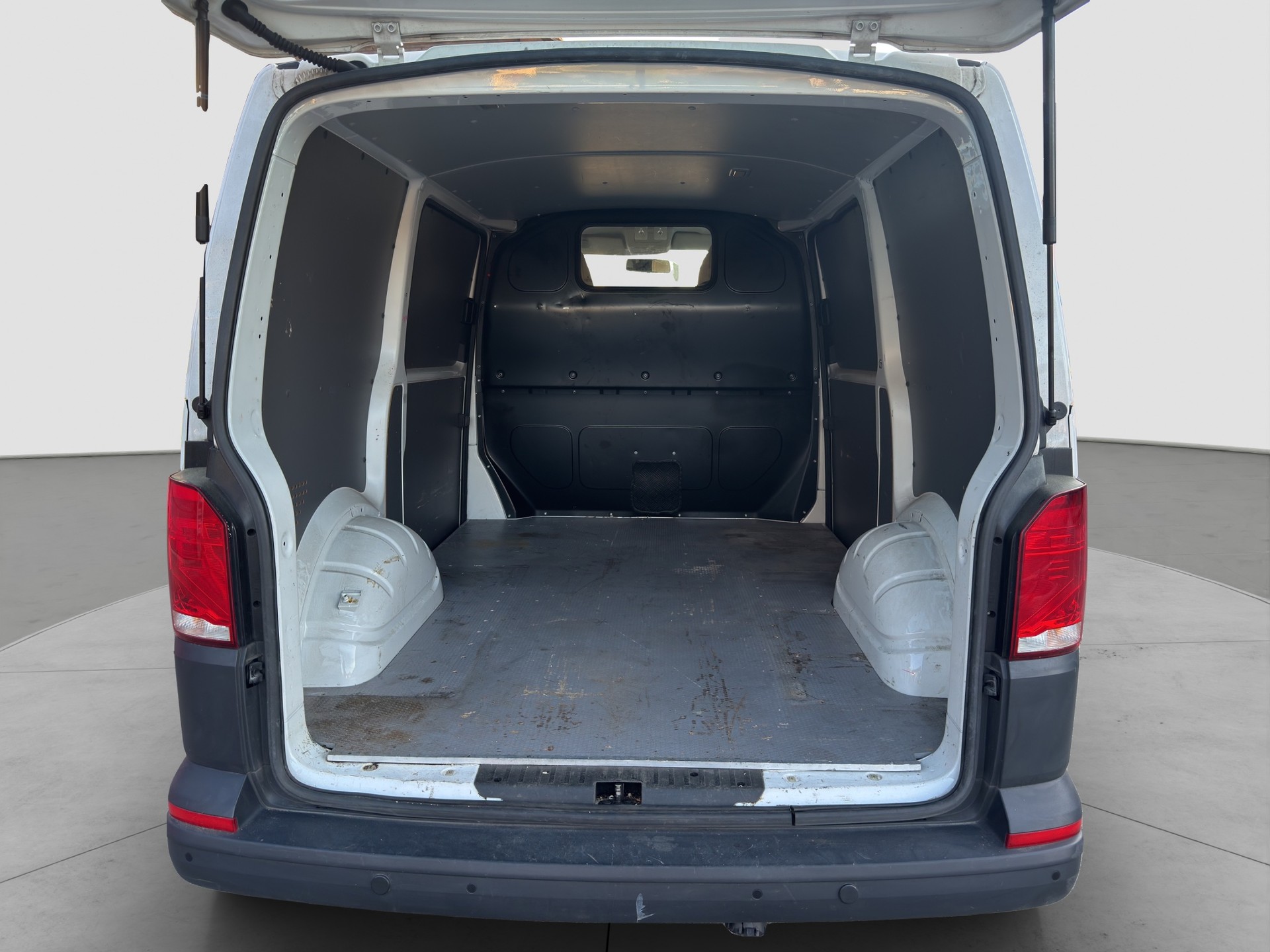 VW T6-image-8
