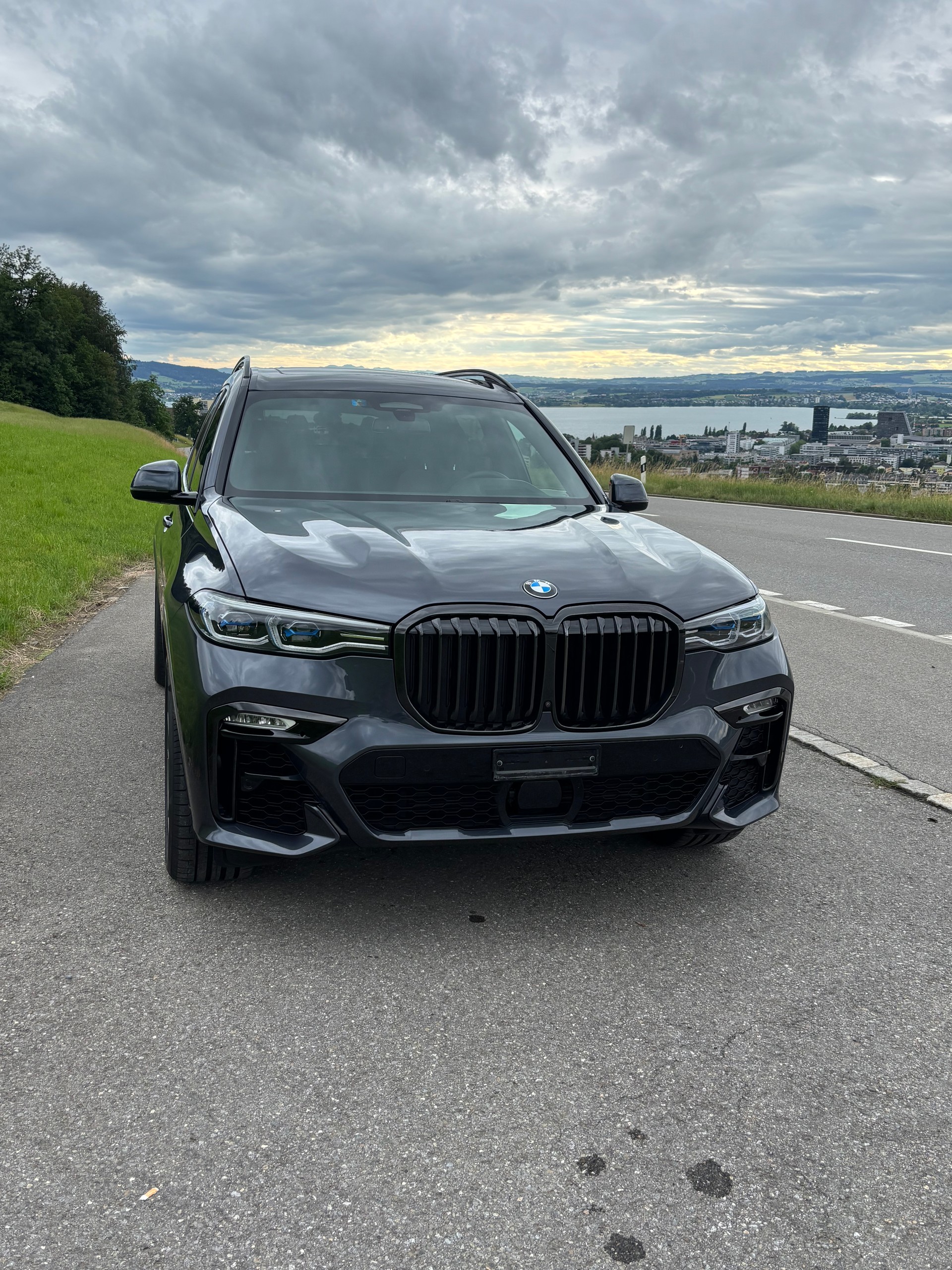 BMW M50i-image-0