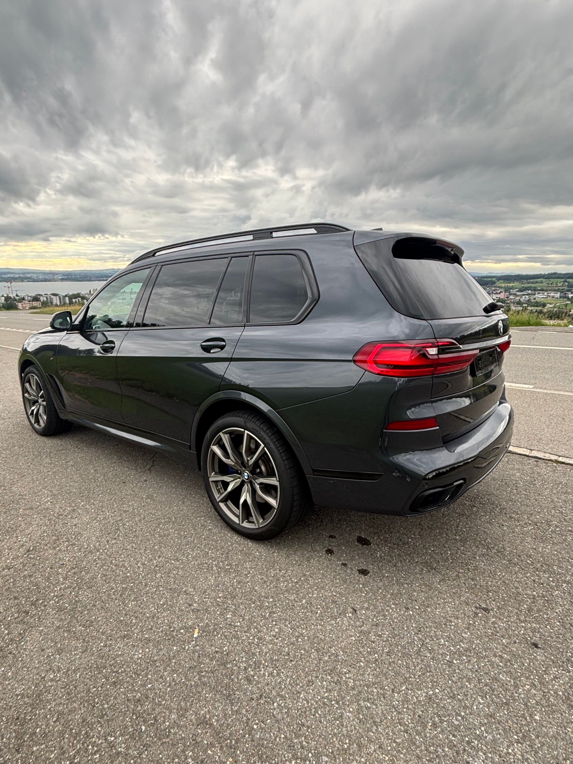 BMW M50i-image-3