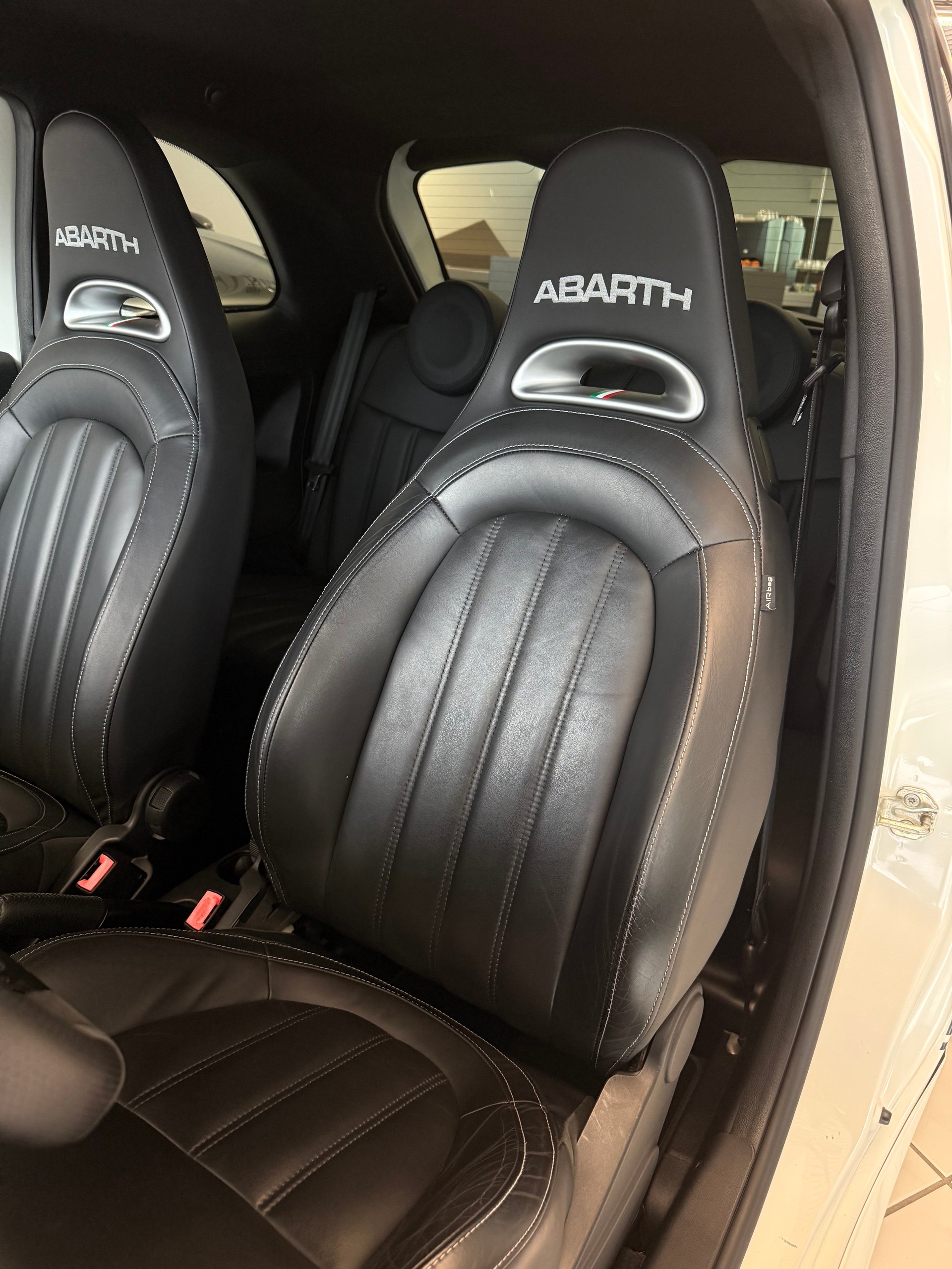 FIAT 595 1.4 16V Turbo Abarth Competizione Dualogic-image-5