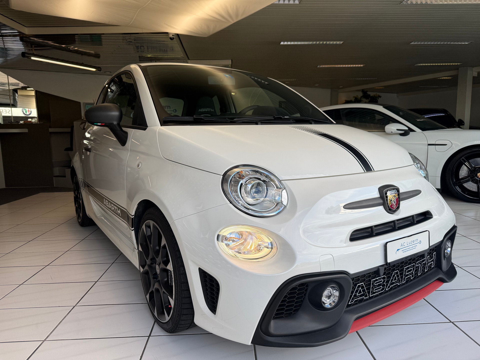 FIAT 595 1.4 16V Turbo Abarth Competizione Dualogic-image-3
