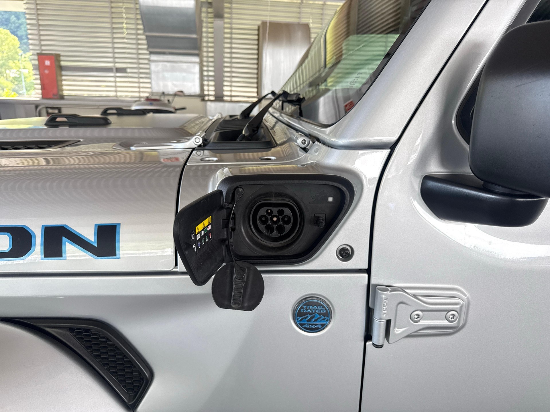 JEEP Wrangler 2.0 Turbo Rubicon Unlimited 4xe-image-14