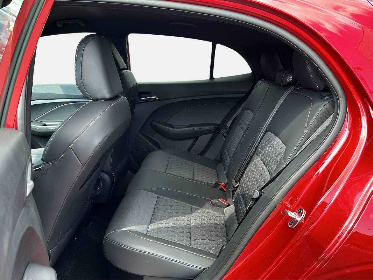MG 3 1.5 Hybrid Luxury-image-11