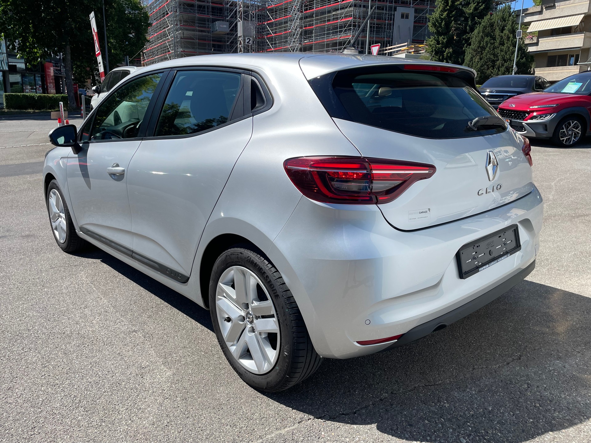 RENAULT Clio 1.0 Zen-image-2