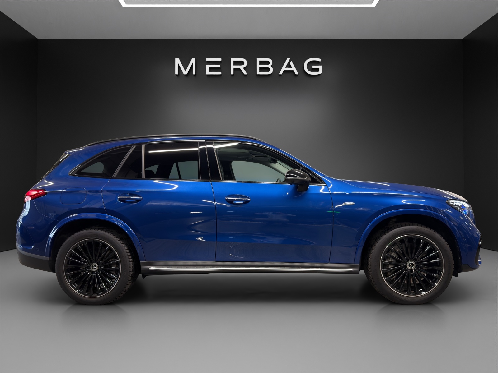 MERCEDES-BENZ GLC 300 e 4Matic 9G-Tronic-image-1