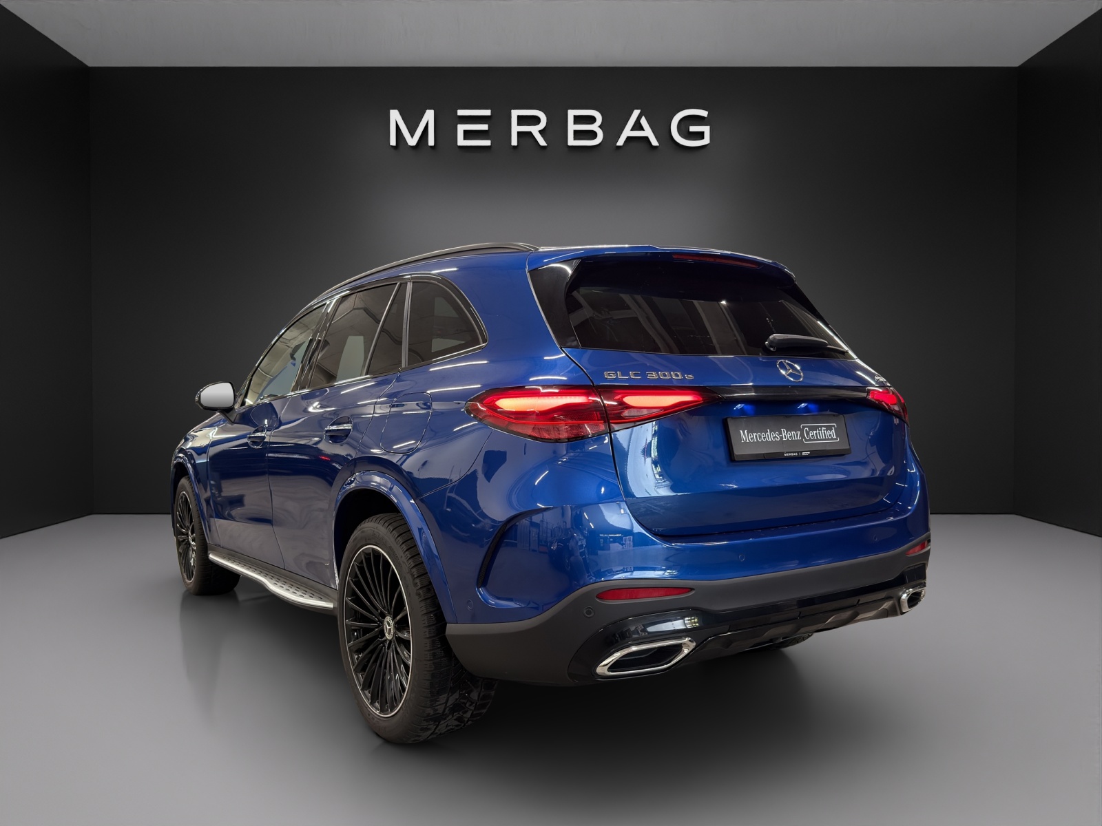 MERCEDES-BENZ GLC 300 e 4Matic 9G-Tronic-image-4