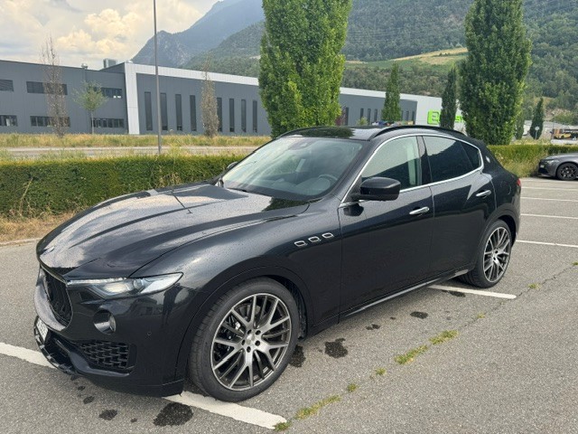 MASERATI Levante S 3.0 V6 Automatica-image-0