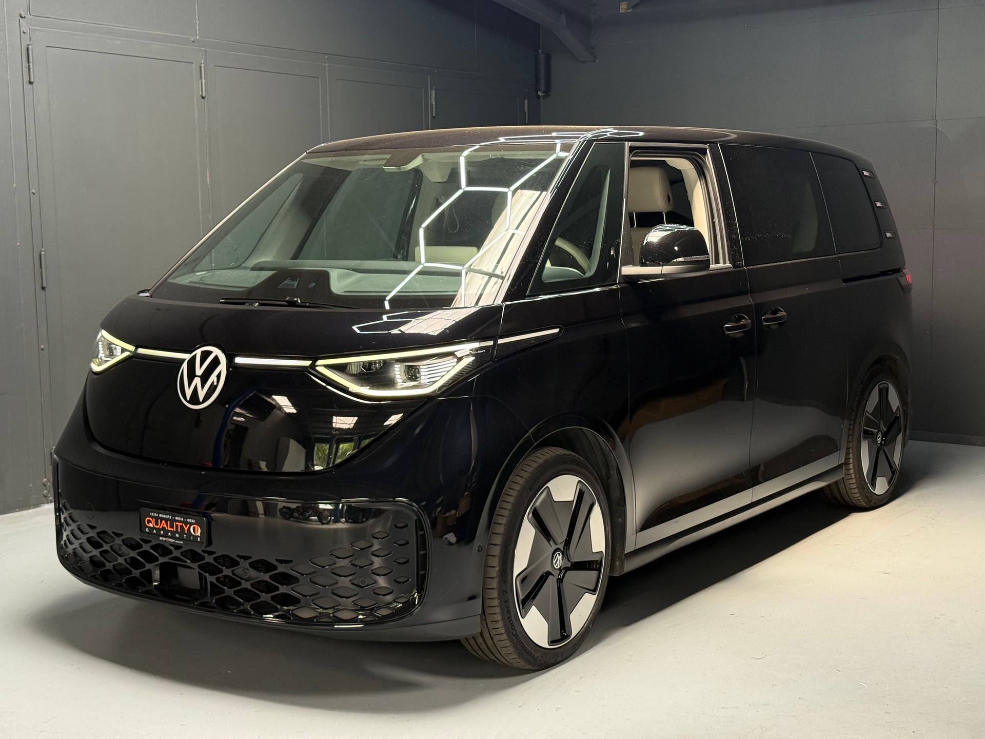 VW ID.Buzz NWB Pro 150 kw-image-0