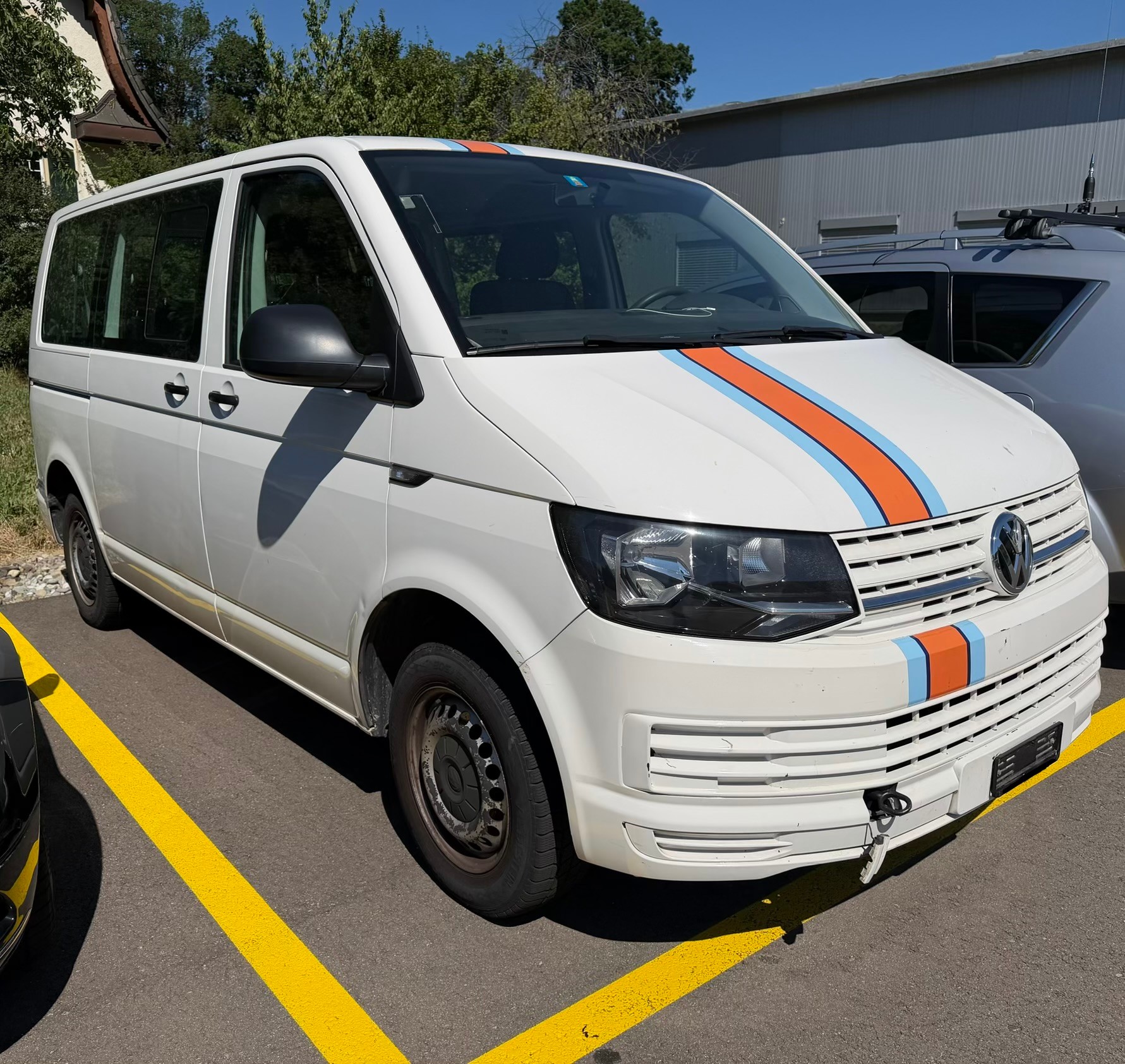 VW T6 Caravelle 2.0 TDI Trendline LWB-image-2