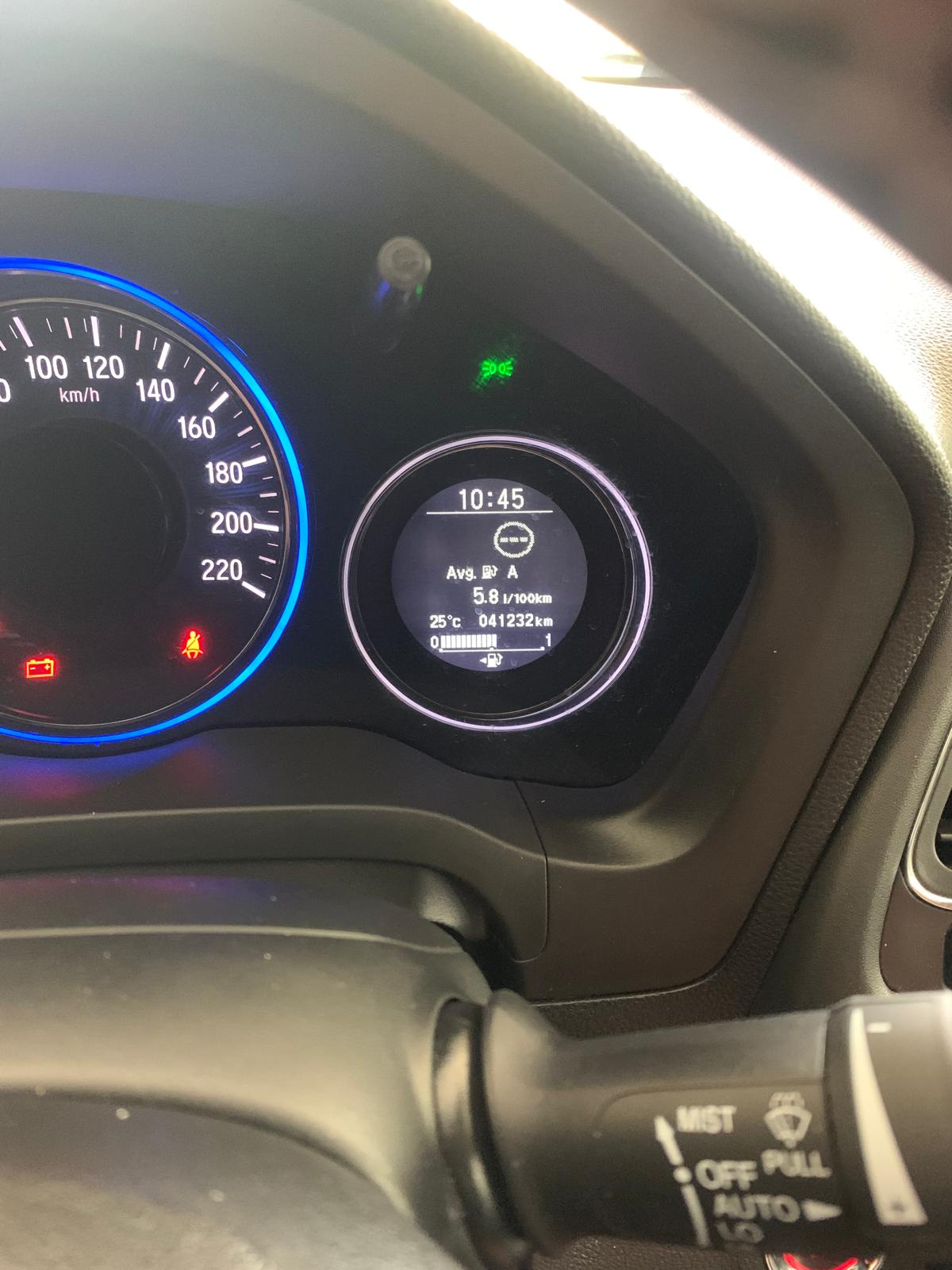 HONDA 1.5i-VTEC Executive-image-9