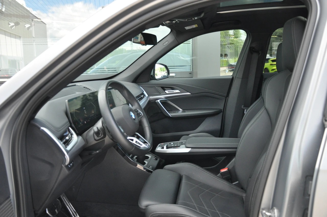 BMW X1 xDrive 23d 48V M Sport Pro-image-12