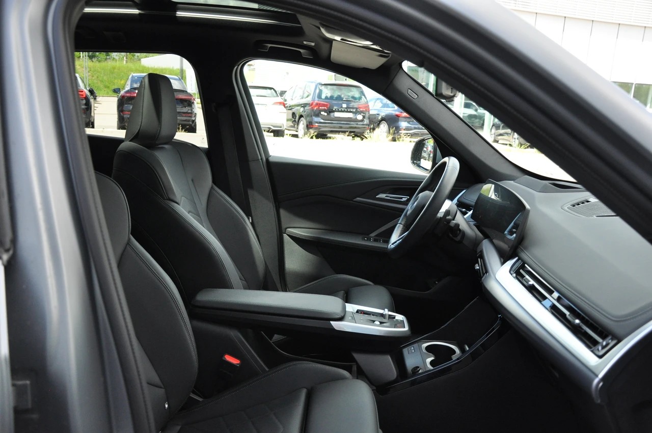 BMW X1 xDrive 23d 48V M Sport Pro-image-15