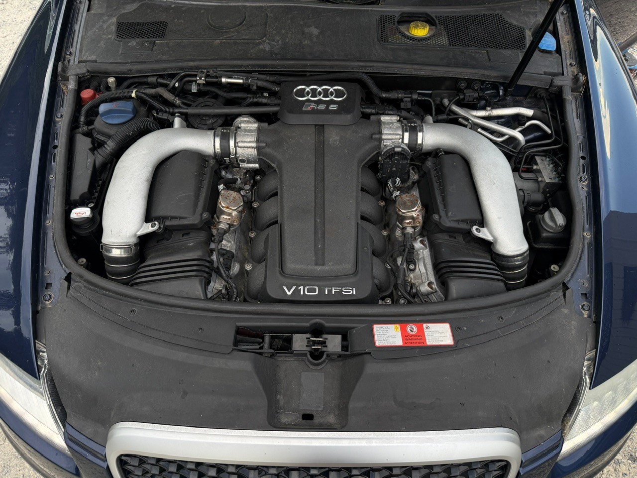 AUDI RS6 Avant 5.0 TFSI V10 quattro tiptronic-image-14