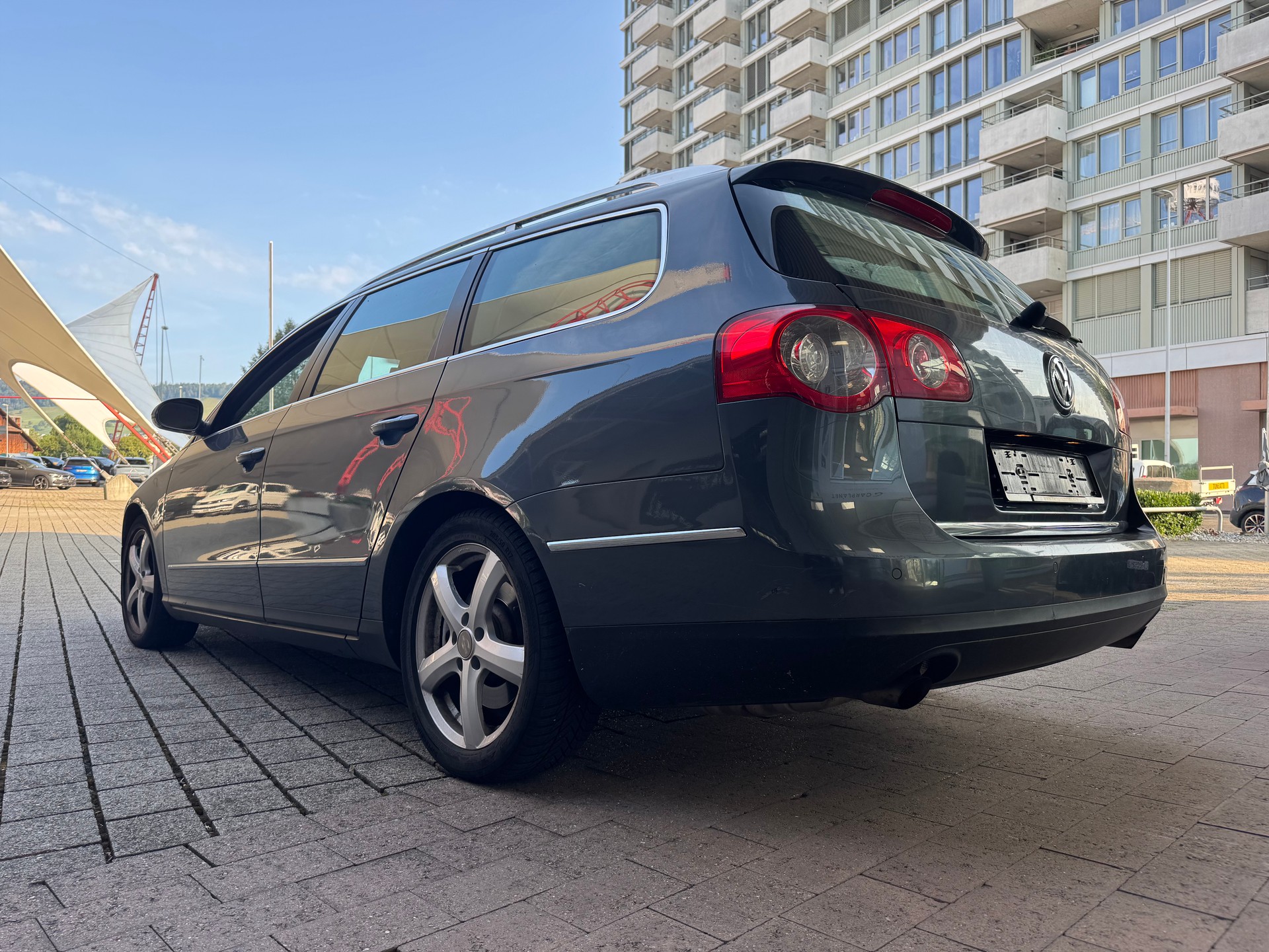 VW Passat Variant 3.2 V6 FSI Highline 4Motion-showroom-element-1