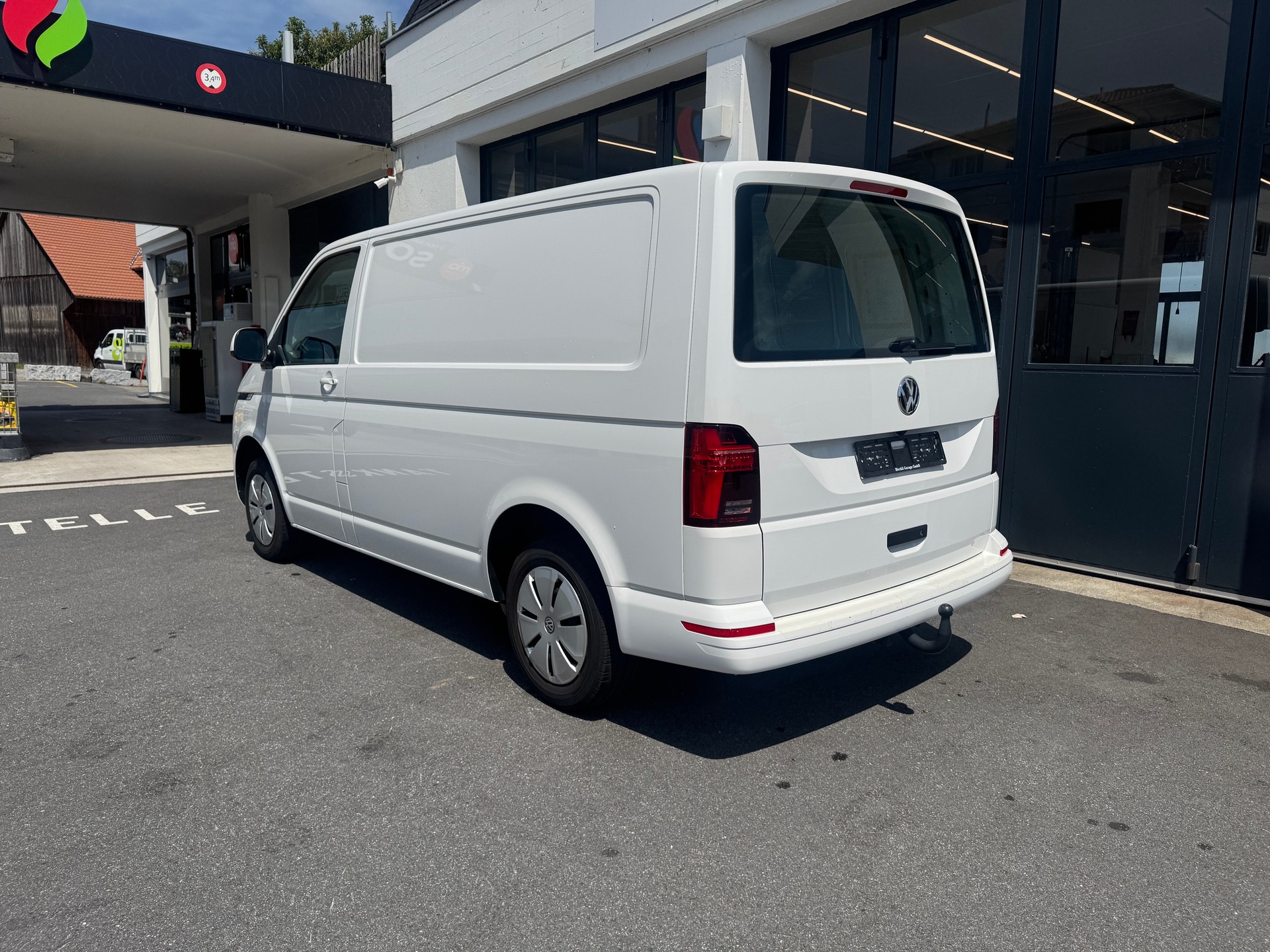 VW T6.1 2.0 TDI Entry-image-5