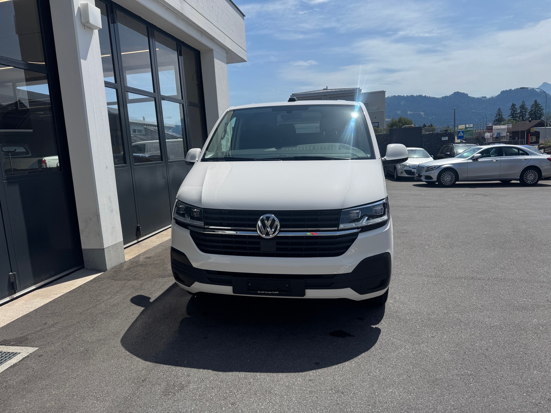 VW T6.1 2.0 TDI Entry-image-1