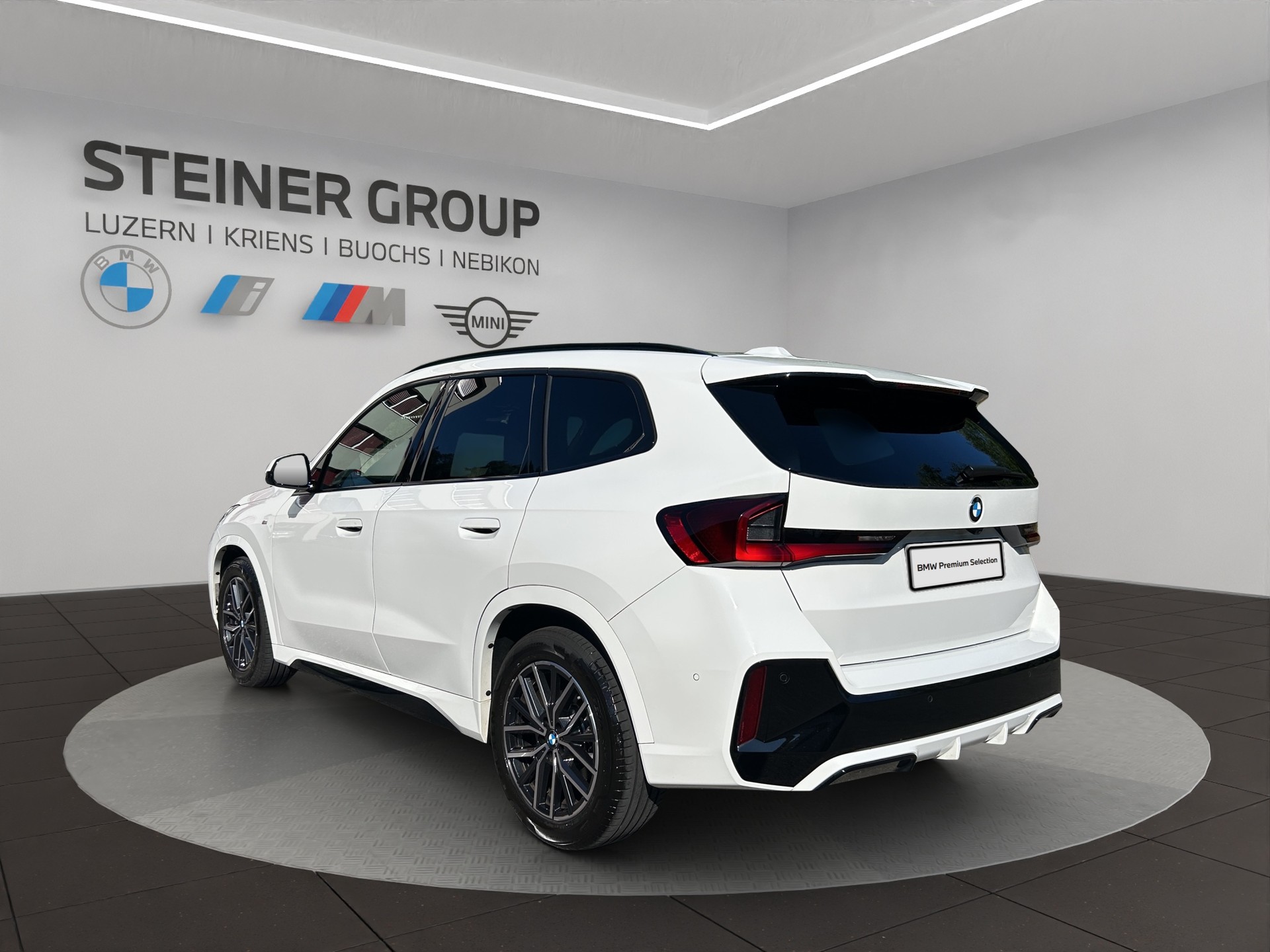 BMW X1 xDrive 23i 48V M Sport-image-6