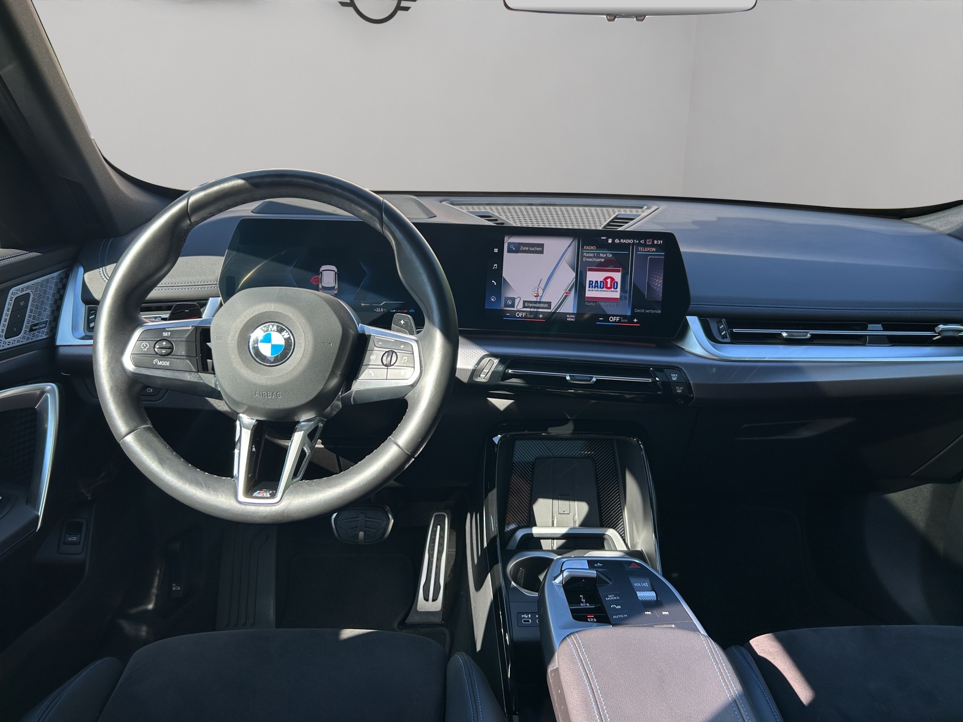 BMW X1 xDrive 23i 48V M Sport-image-15