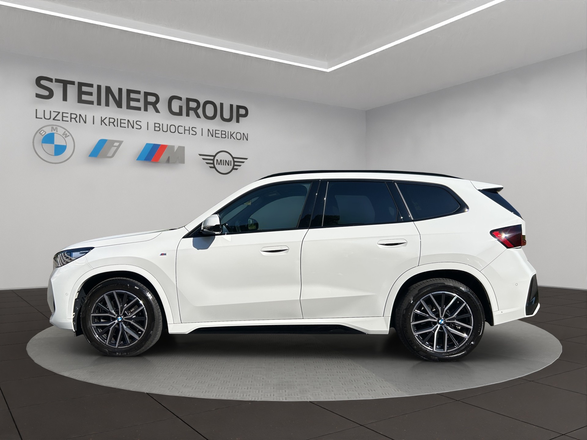 BMW X1 xDrive 23i 48V M Sport-image-7