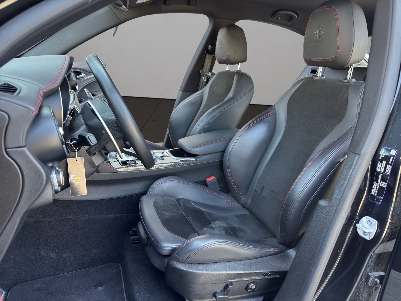 ALFA ROMEO Stelvio 2.0 Veloce TI Q4 Automatic-image-8