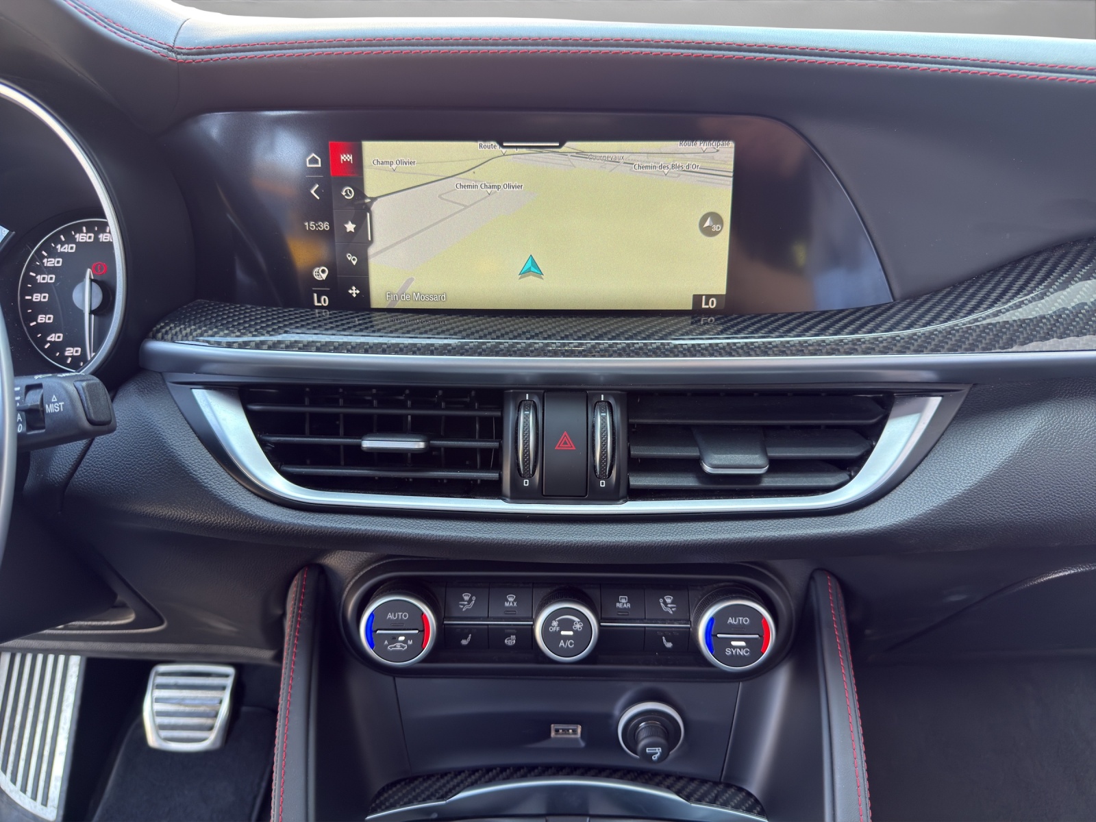 ALFA ROMEO Stelvio 2.0 Veloce TI Q4 Automatic-image-14