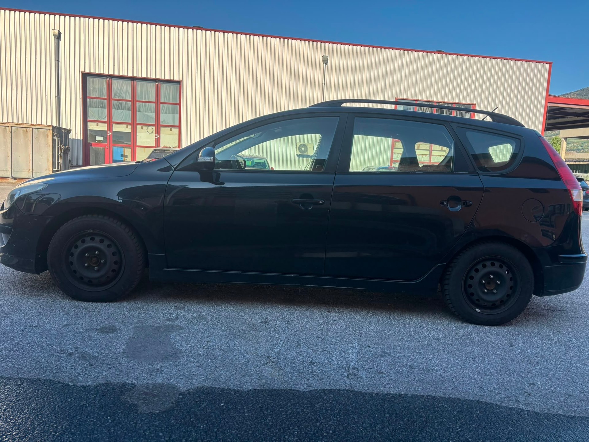 HYUNDAI i30 Wagon 1.6 Style-image-5