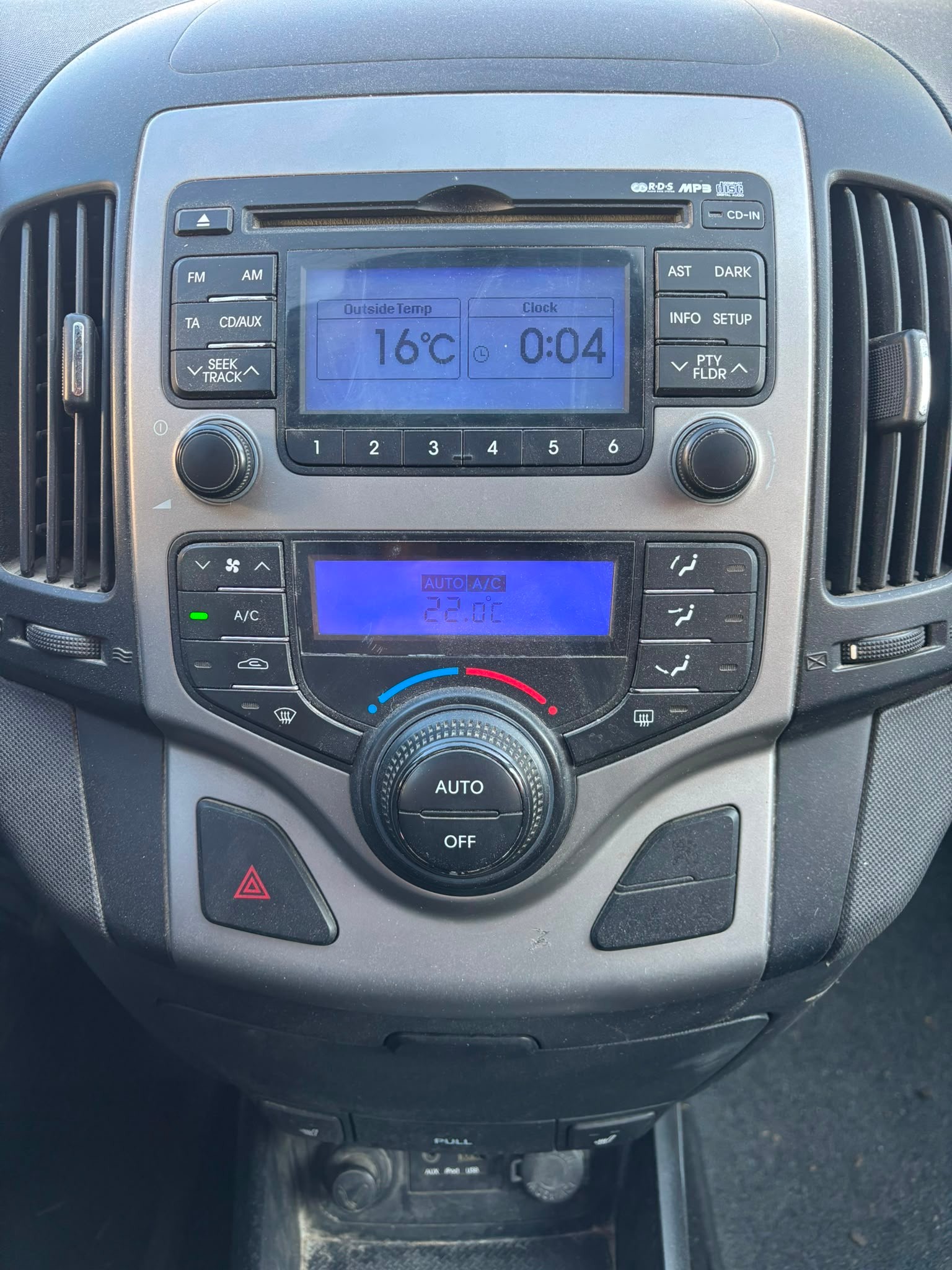 HYUNDAI i30 Wagon 1.6 Style-image-7