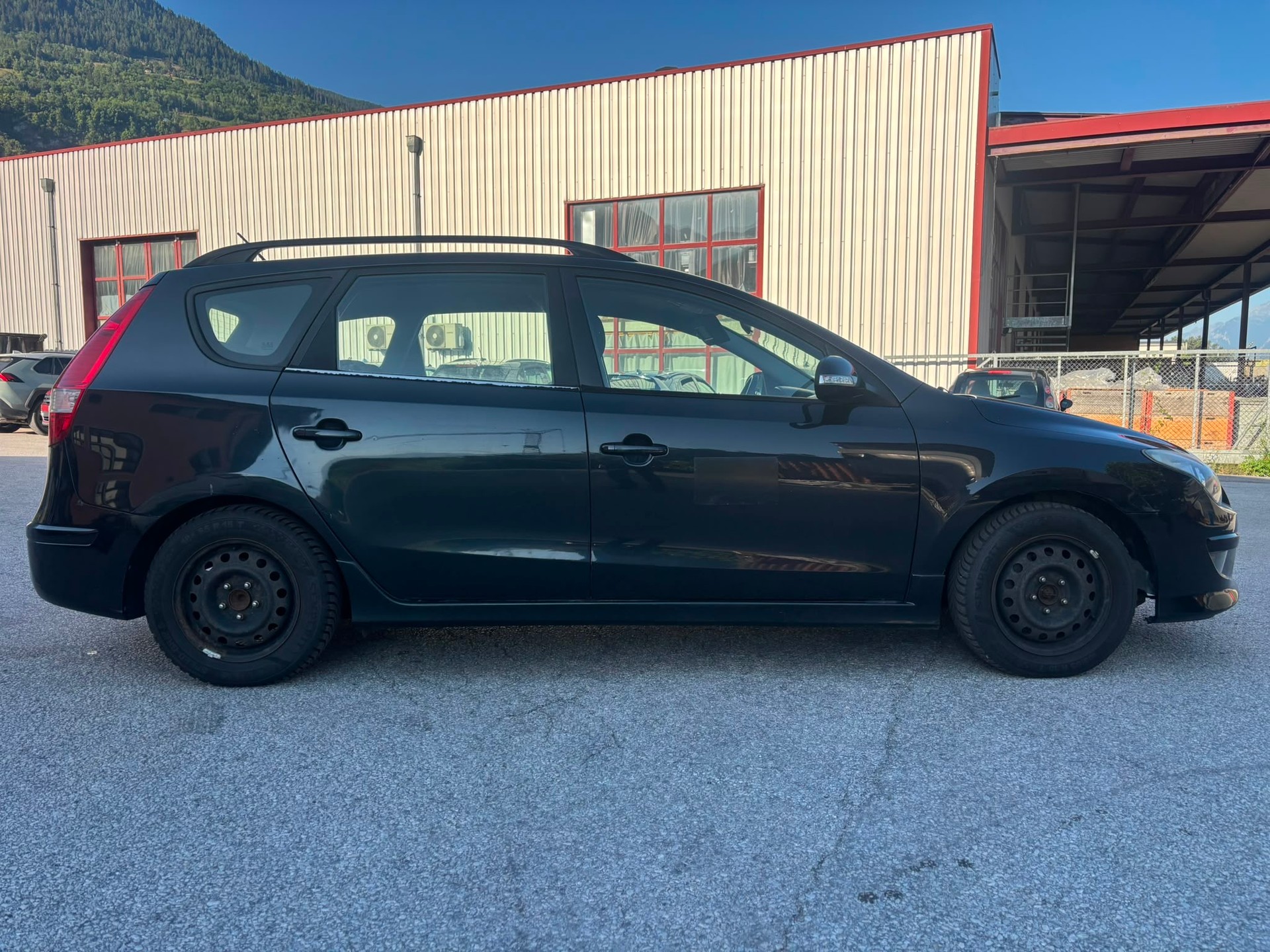 HYUNDAI i30 Wagon 1.6 Style-image-3