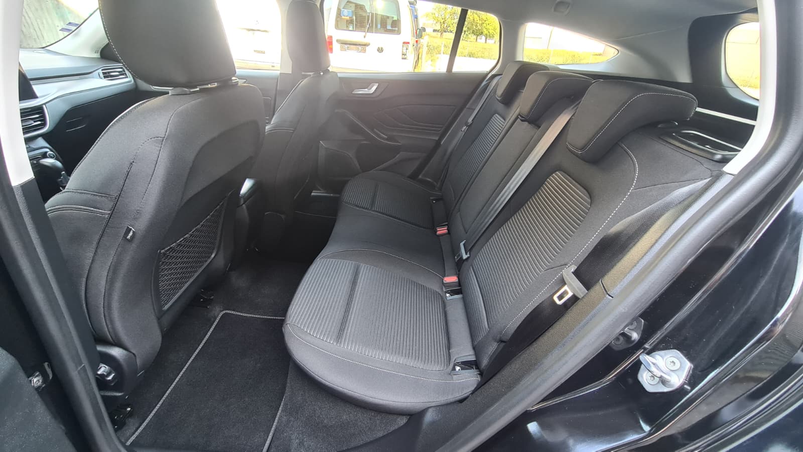 FORD Focus 1.0 MHEV Titanium X Automat-image-19