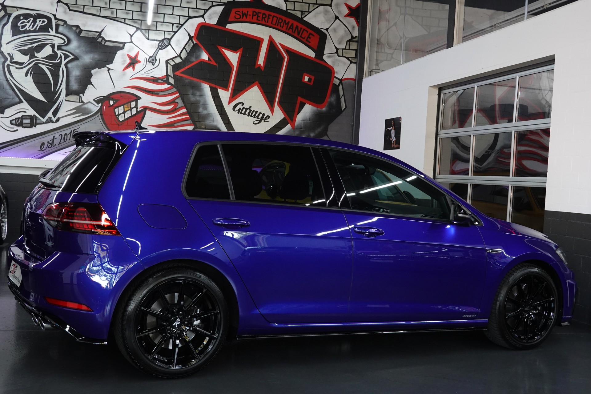 VW GOLF 2.0 TSI R 4MOTION DSG 301 PS BLAU MET.-image-19