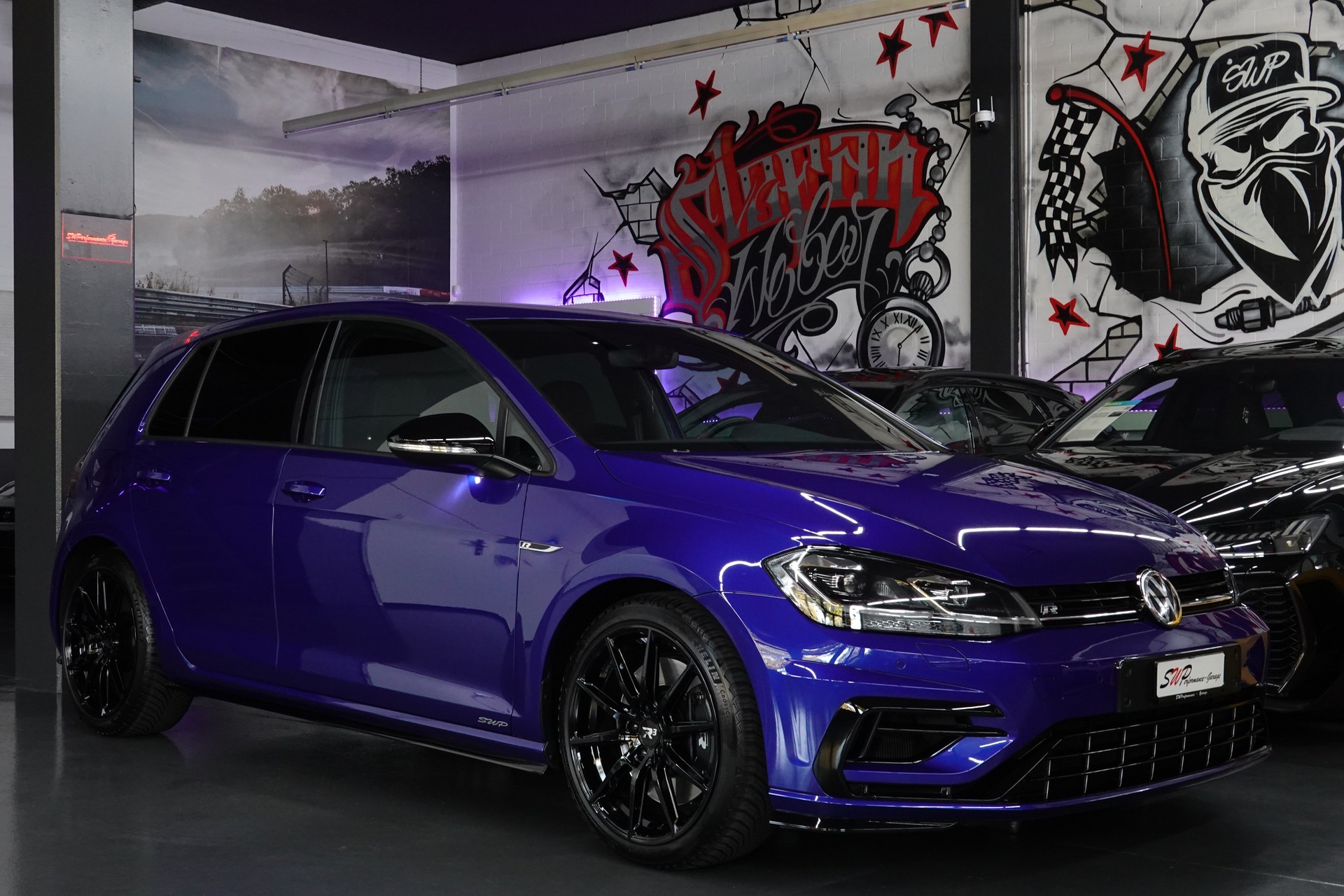 VW GOLF 2.0 TSI R 4MOTION DSG 301 PS BLAU MET.-image-12