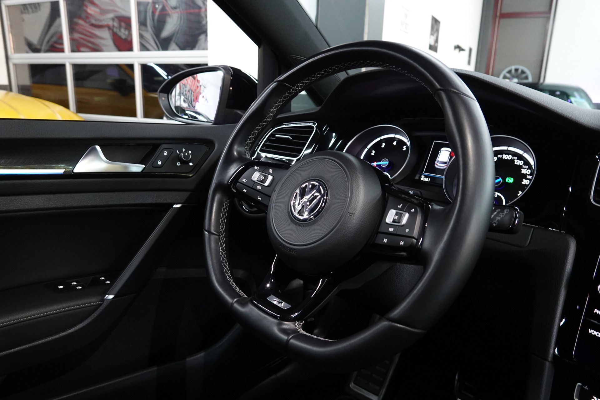 VW GOLF 2.0 TSI R 4MOTION DSG 301 PS BLAU MET.-image-39