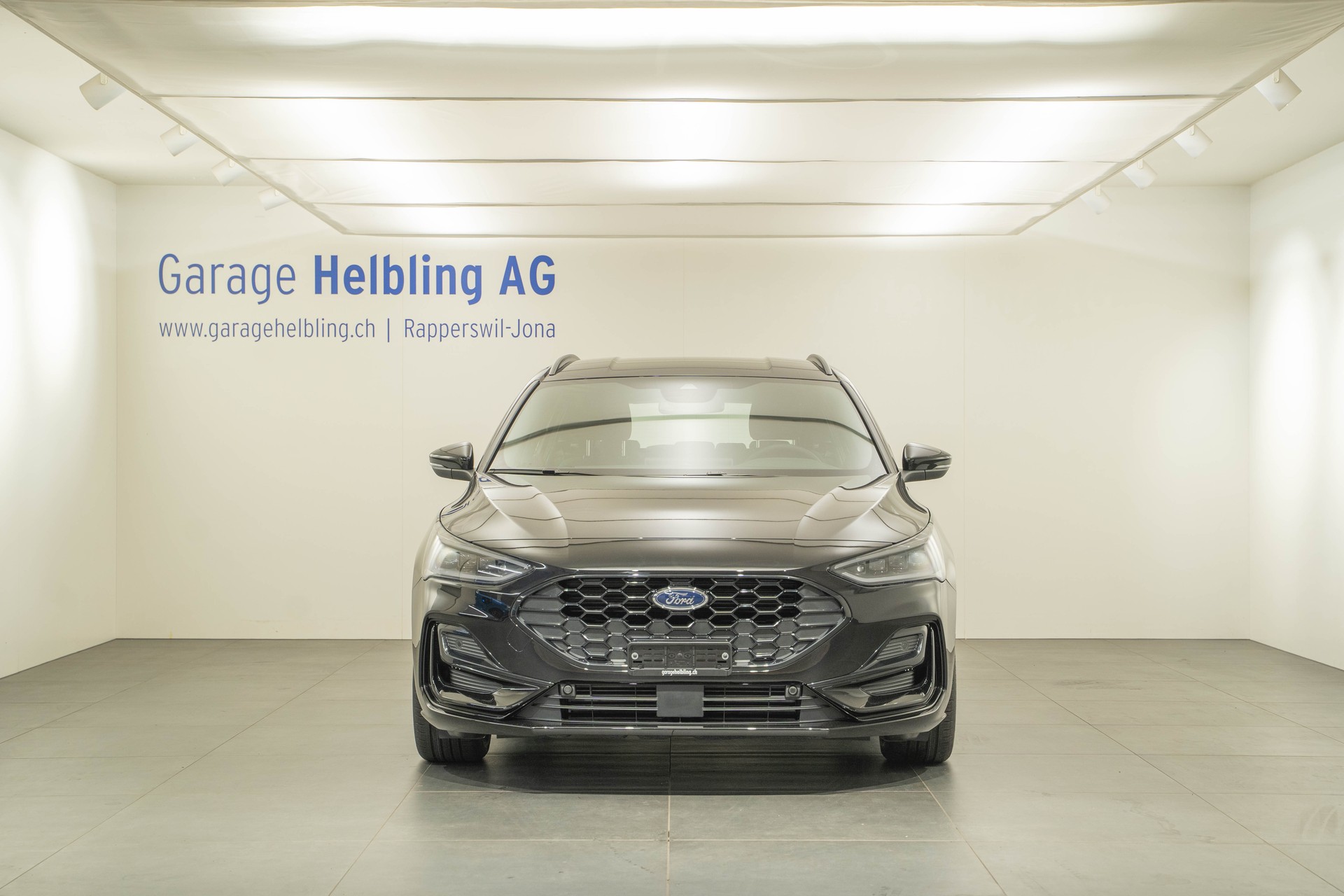 FORD Focus Station Wagon 1.0i EcoB Hybrid 155 ST-Line-image-1