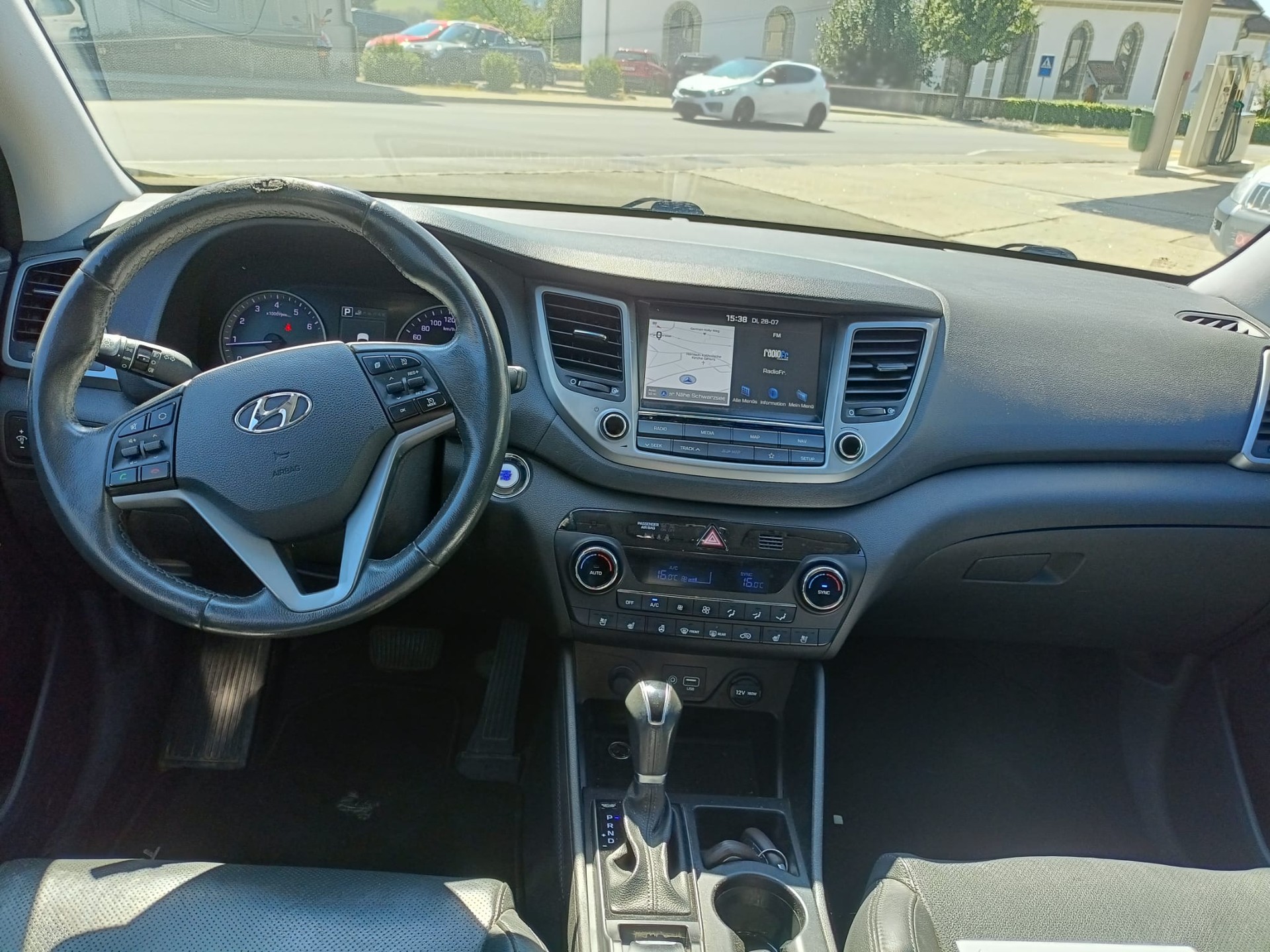 HYUNDAI Tucson 1.6 TGDI Vertex 4WD Automatic-image-1