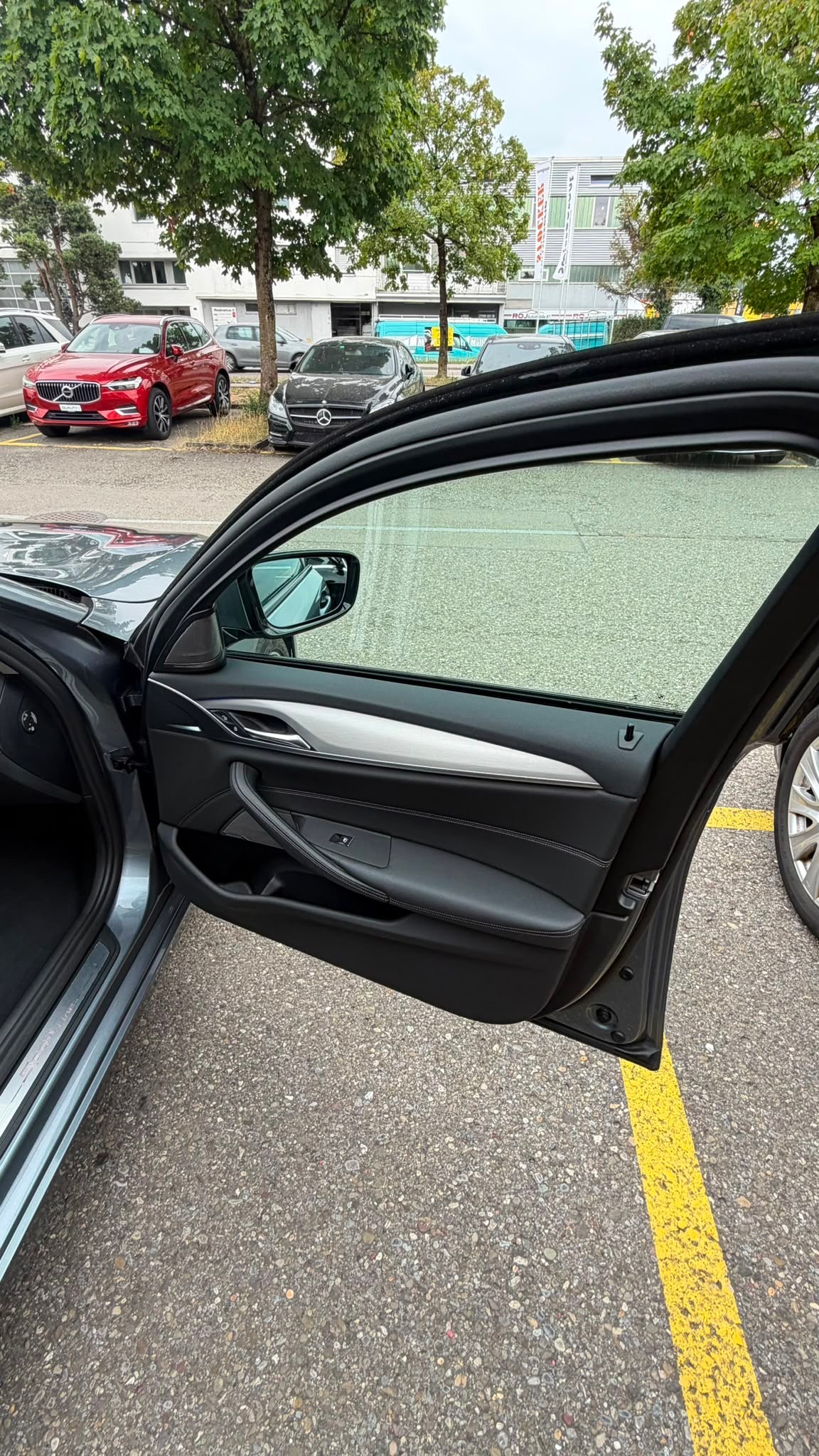 BMW 530d xDrive Touring Sport Line Steptronic-image-15