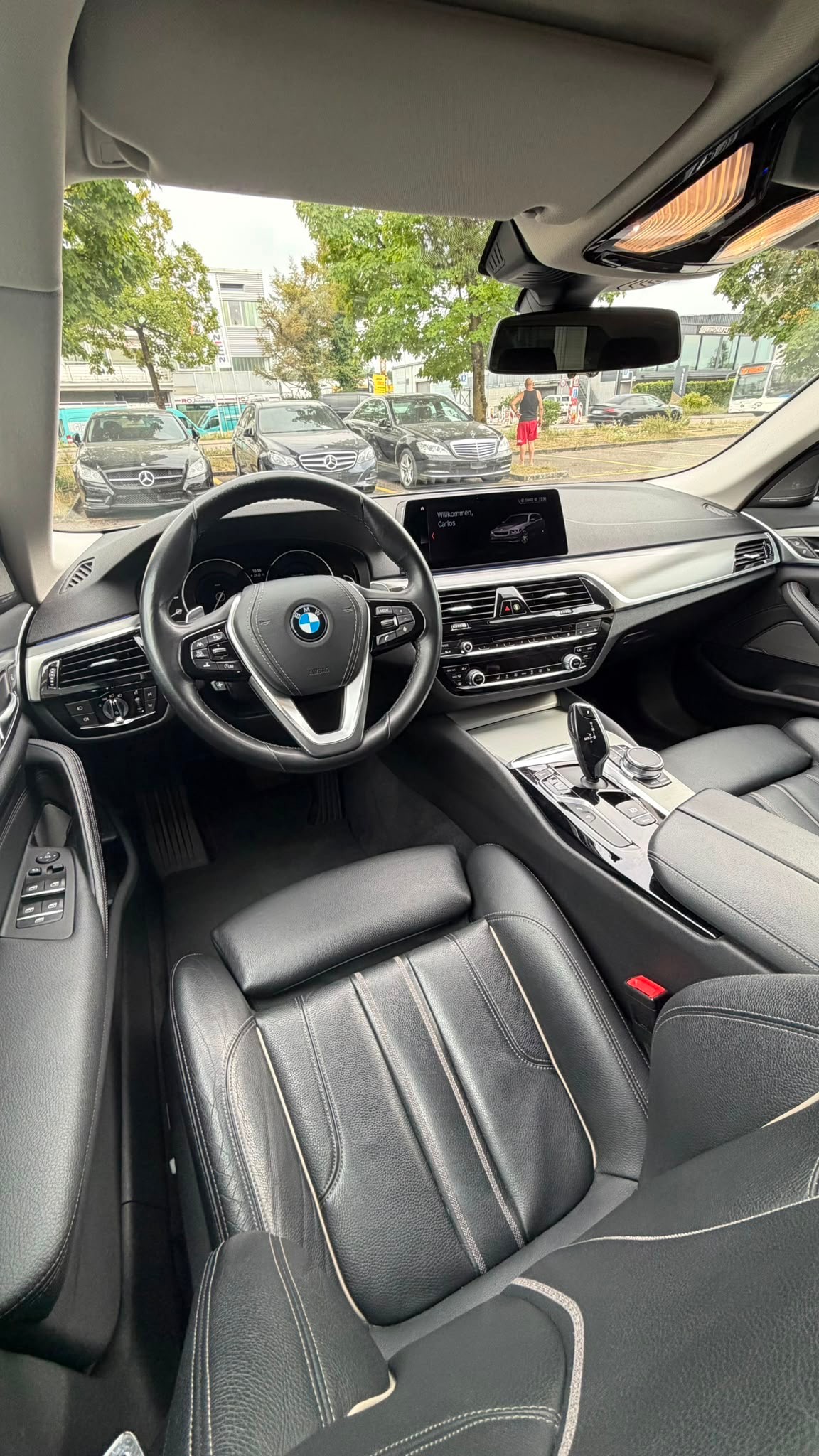 BMW 530d xDrive Touring Sport Line Steptronic-image-12