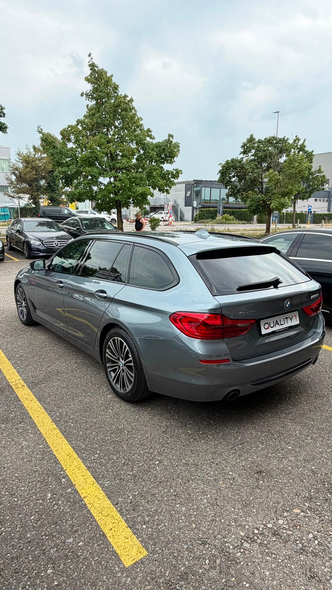 BMW 530d xDrive Touring Sport Line Steptronic-image-5