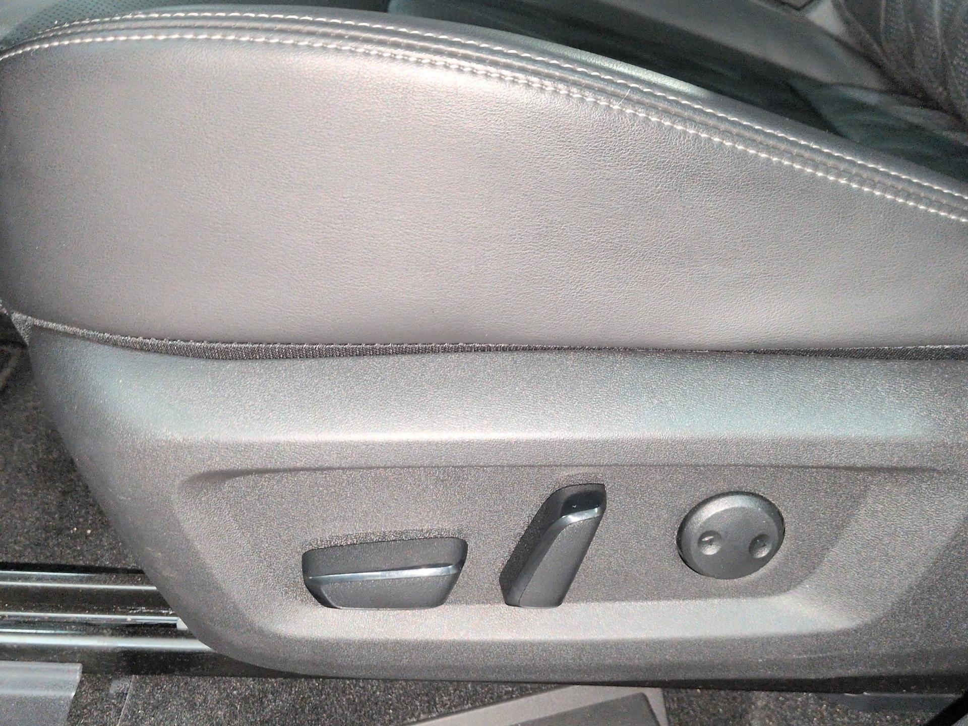 NISSAN X-Trail 1.5 VC-T e-Power 4WD 7 Sitze Tekna+-image-19
