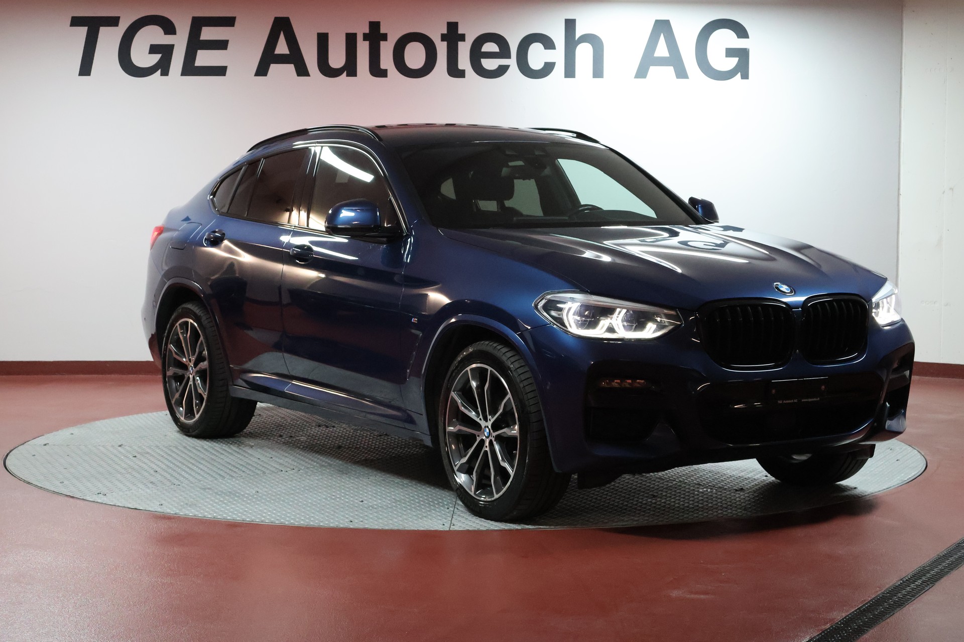 BMW X4 xDrive 48V 20d M Sport Steptronic-image-2