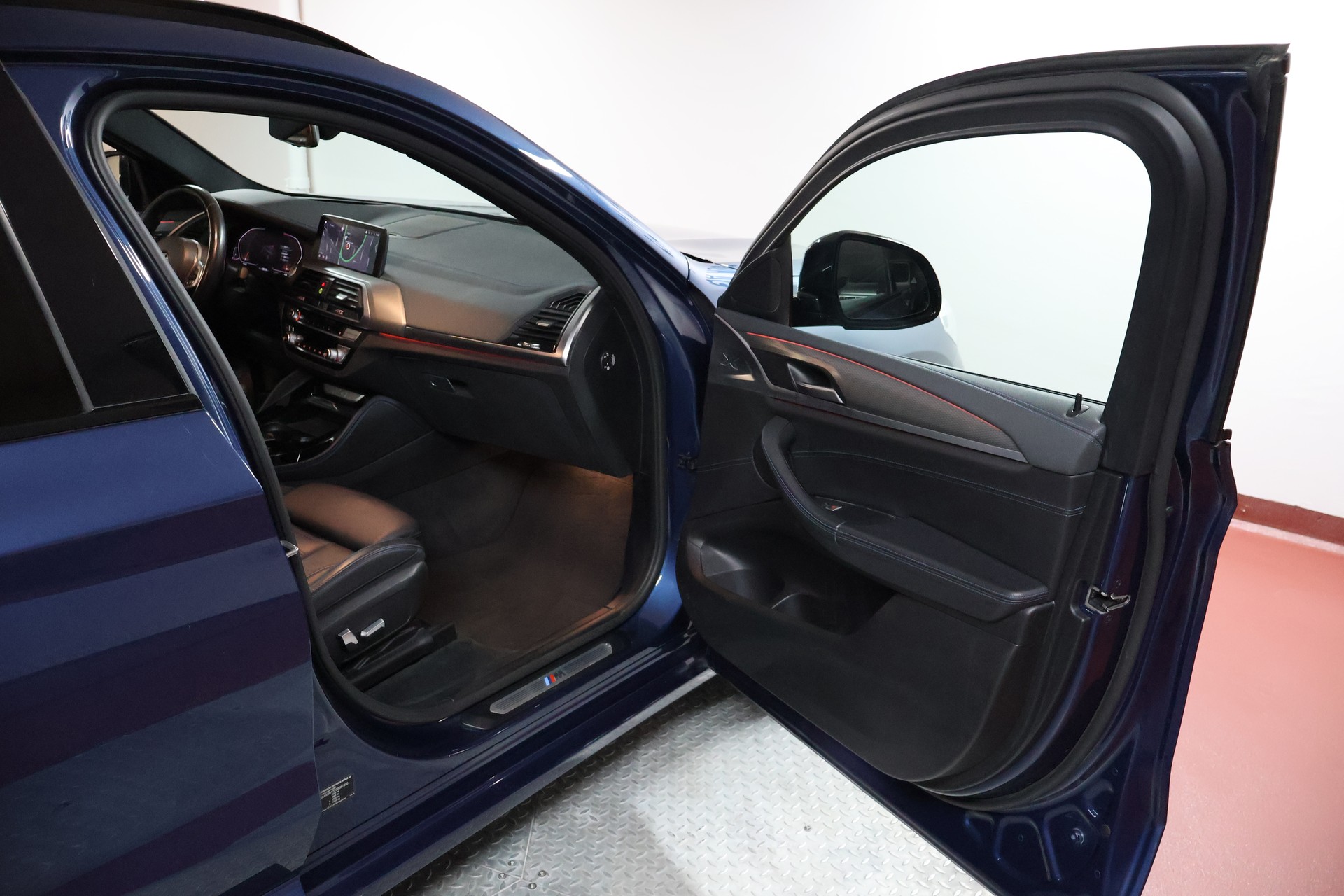 BMW X4 xDrive 48V 20d M Sport Steptronic-image-15